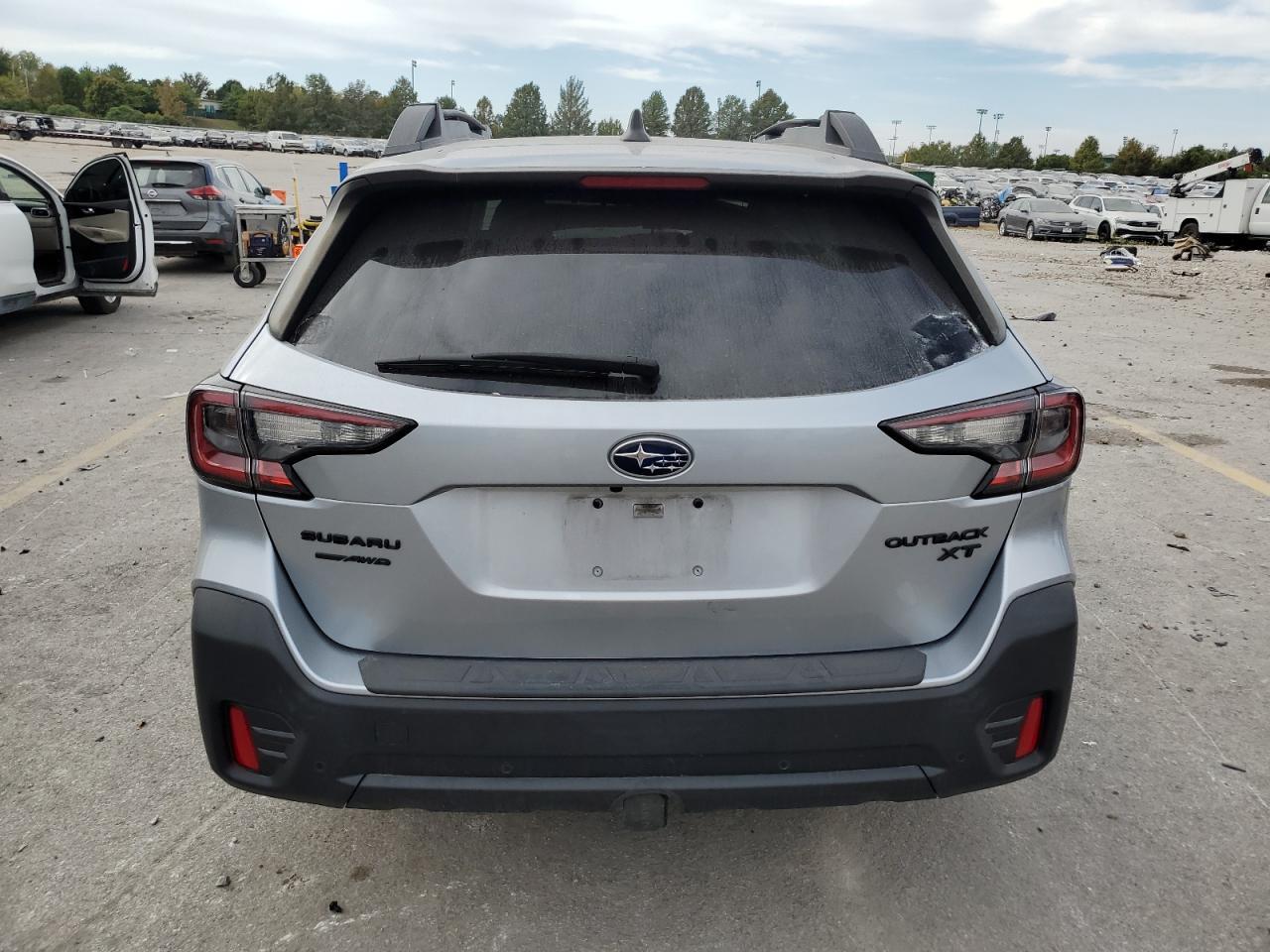 2021 SUBARU Outback