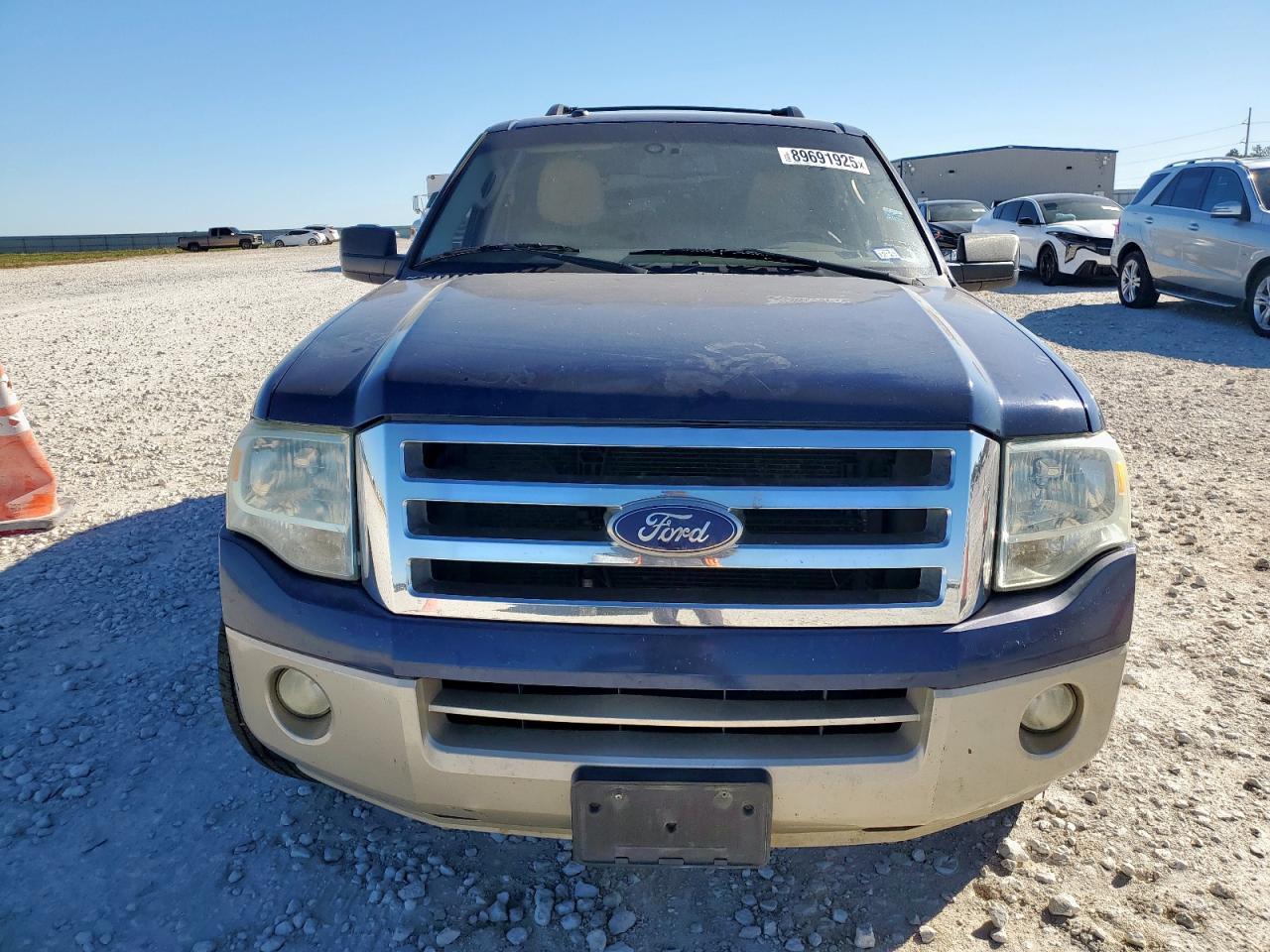 2010 FORD Expedition