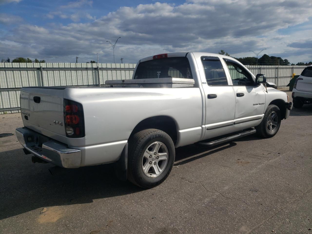 2002 DODGE RAM 1500