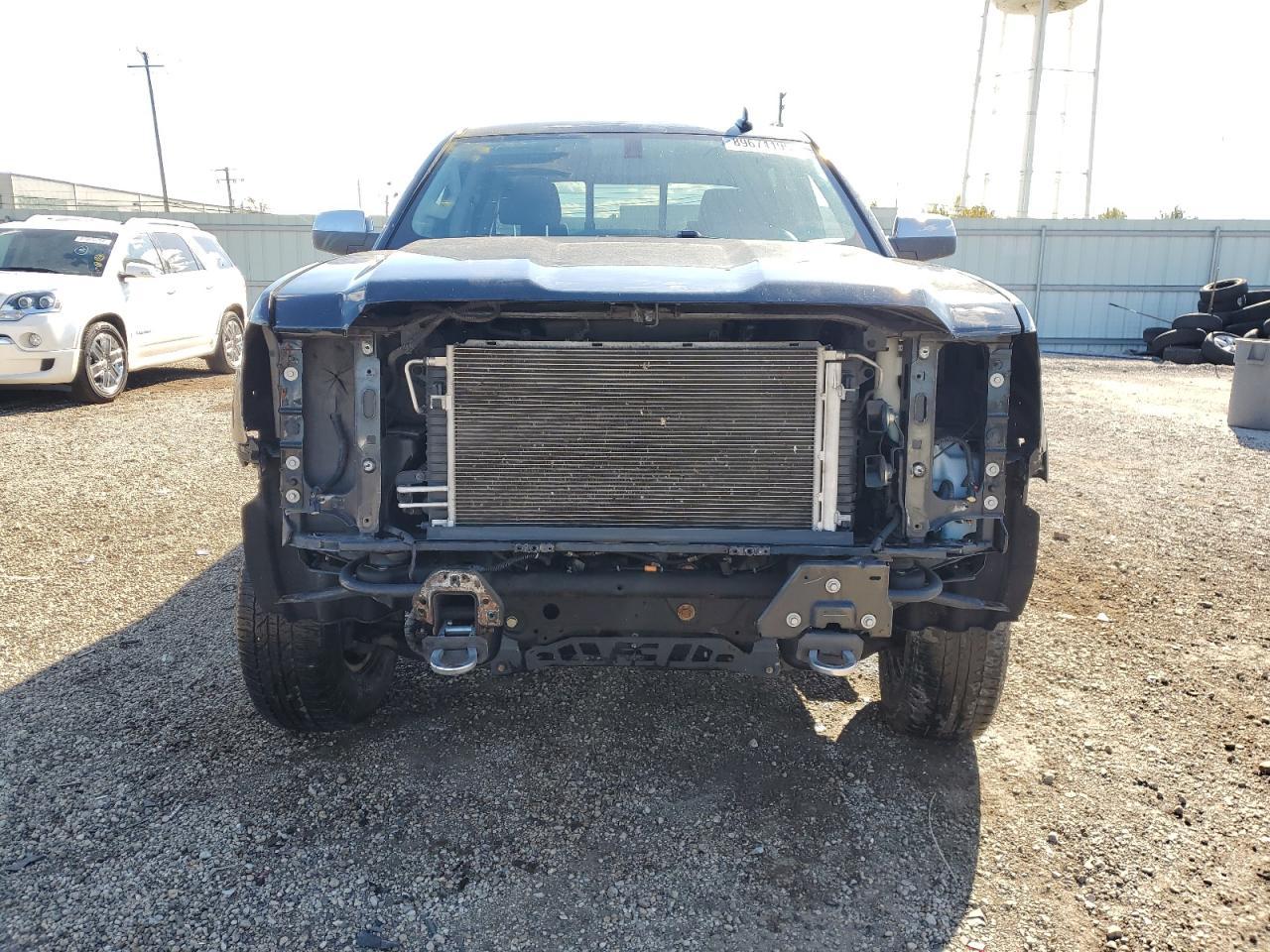 2016 GMC Sierra