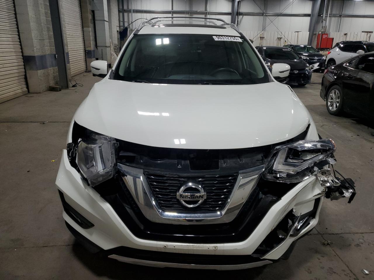 2017 NISSAN ROGUE