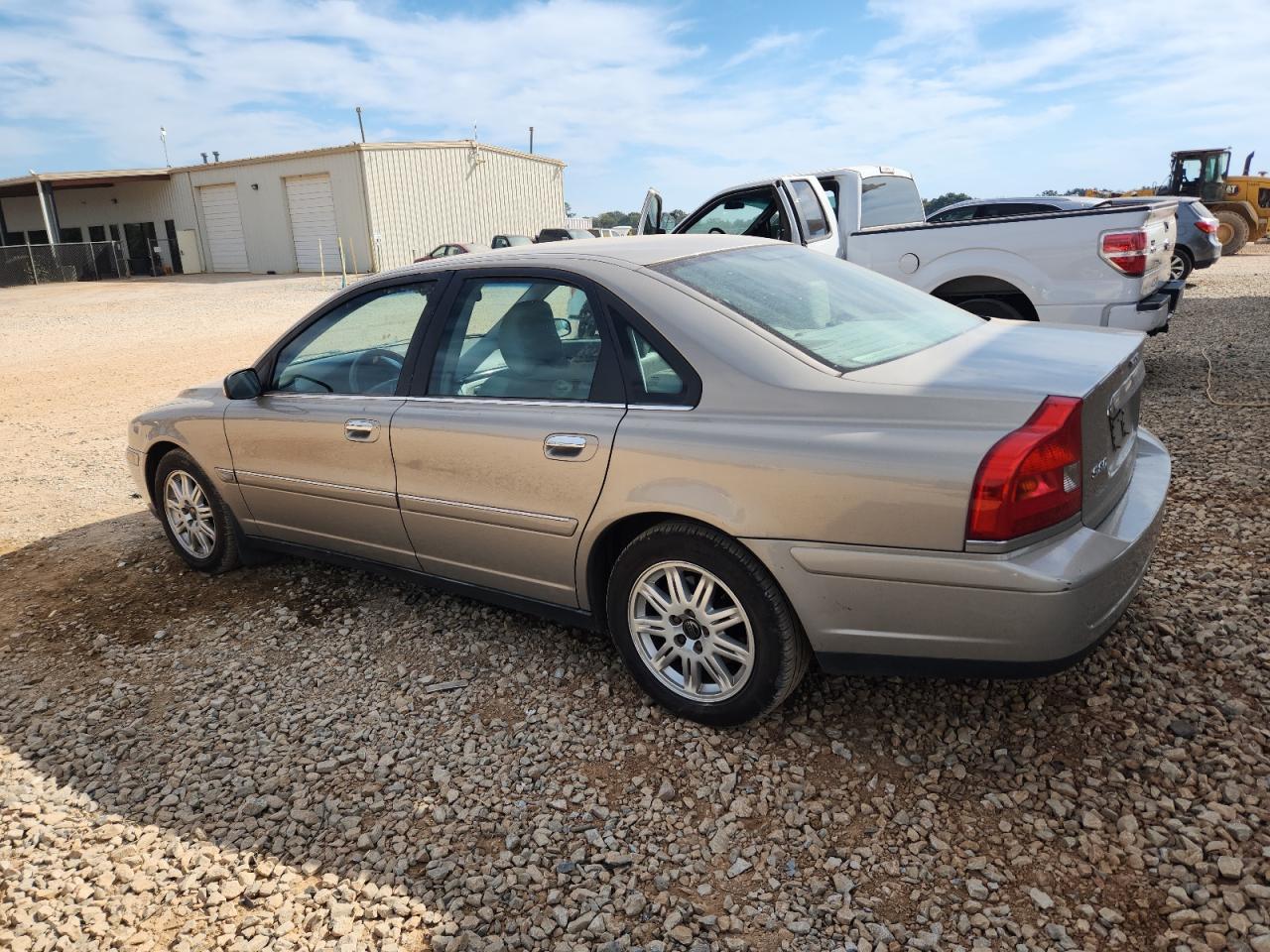 2004 VOLVO S80