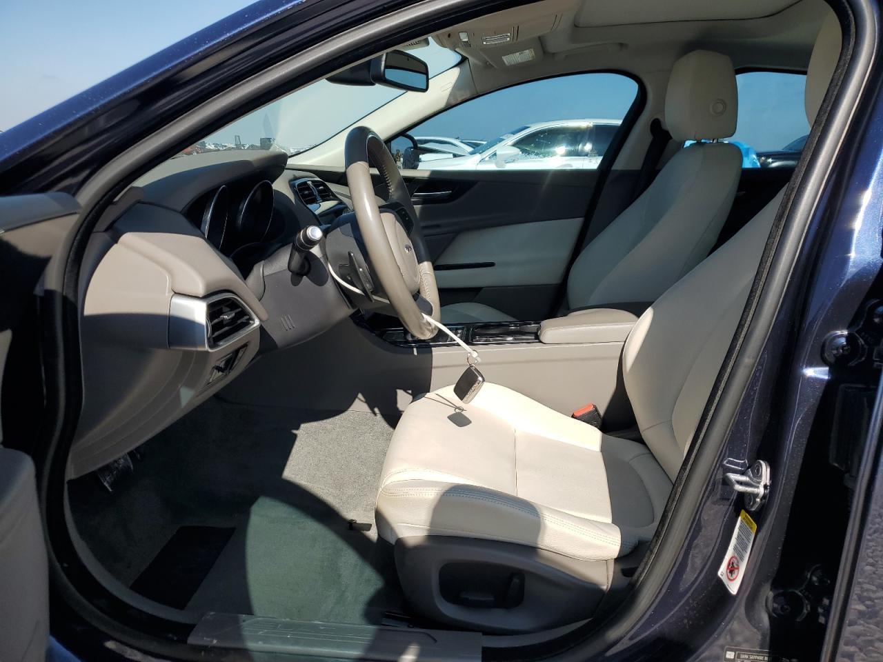 2017 JAGUAR XE