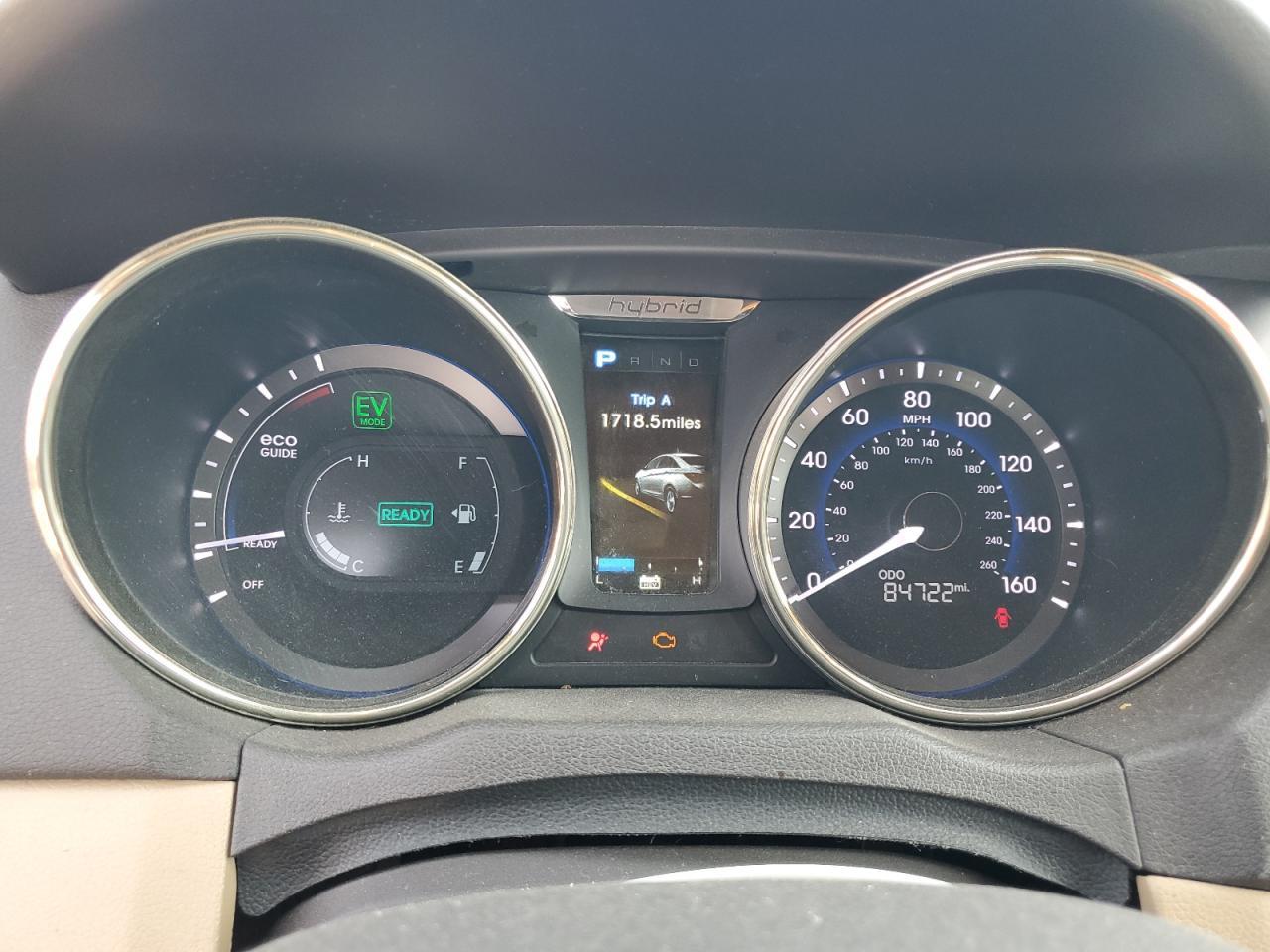 2011 HYUNDAI SONATA