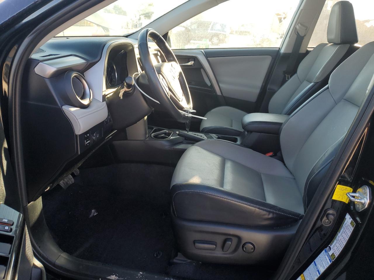 2016 TOYOTA RAV4
