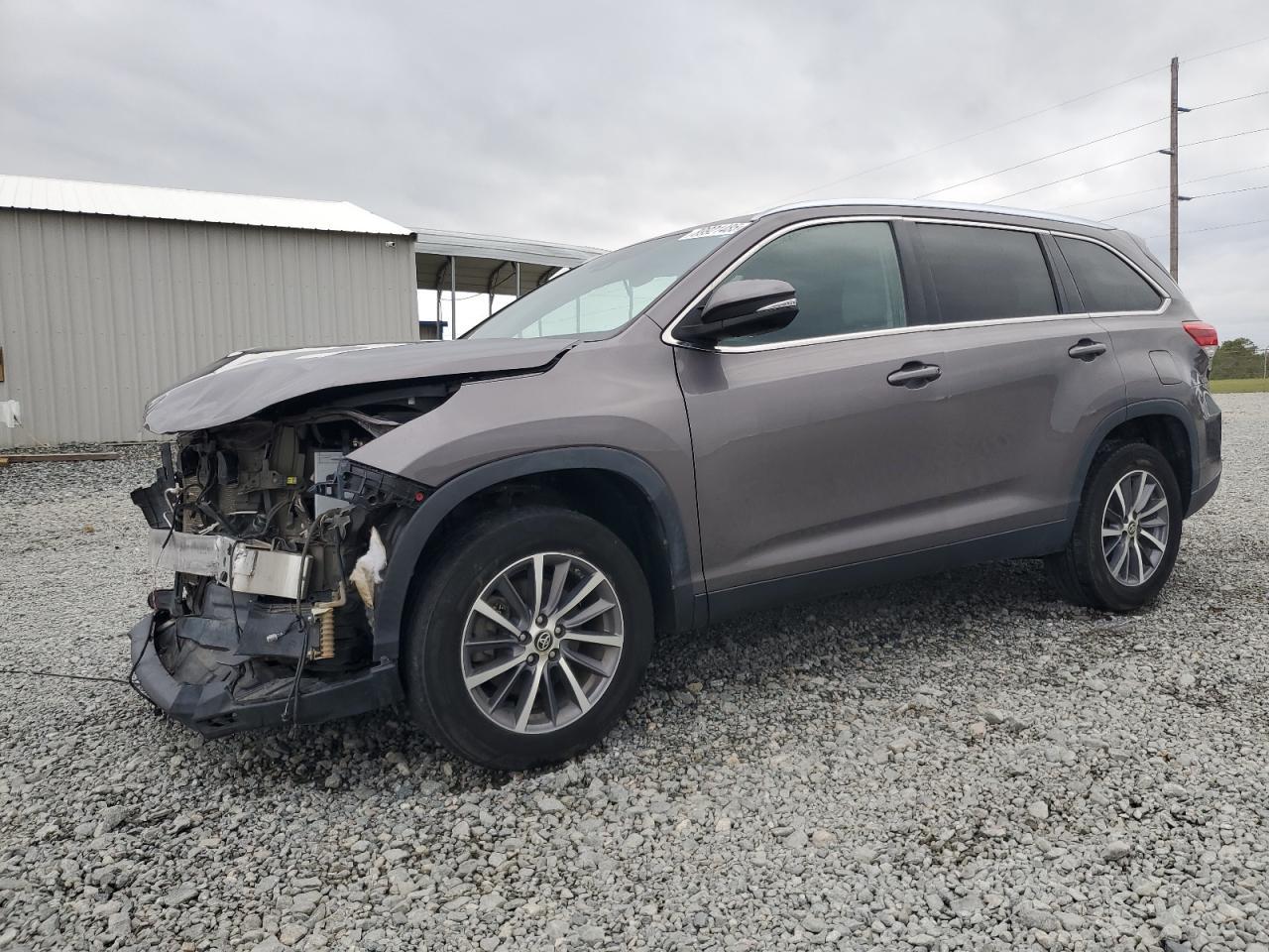 2019 TOYOTA HIGHLANDER