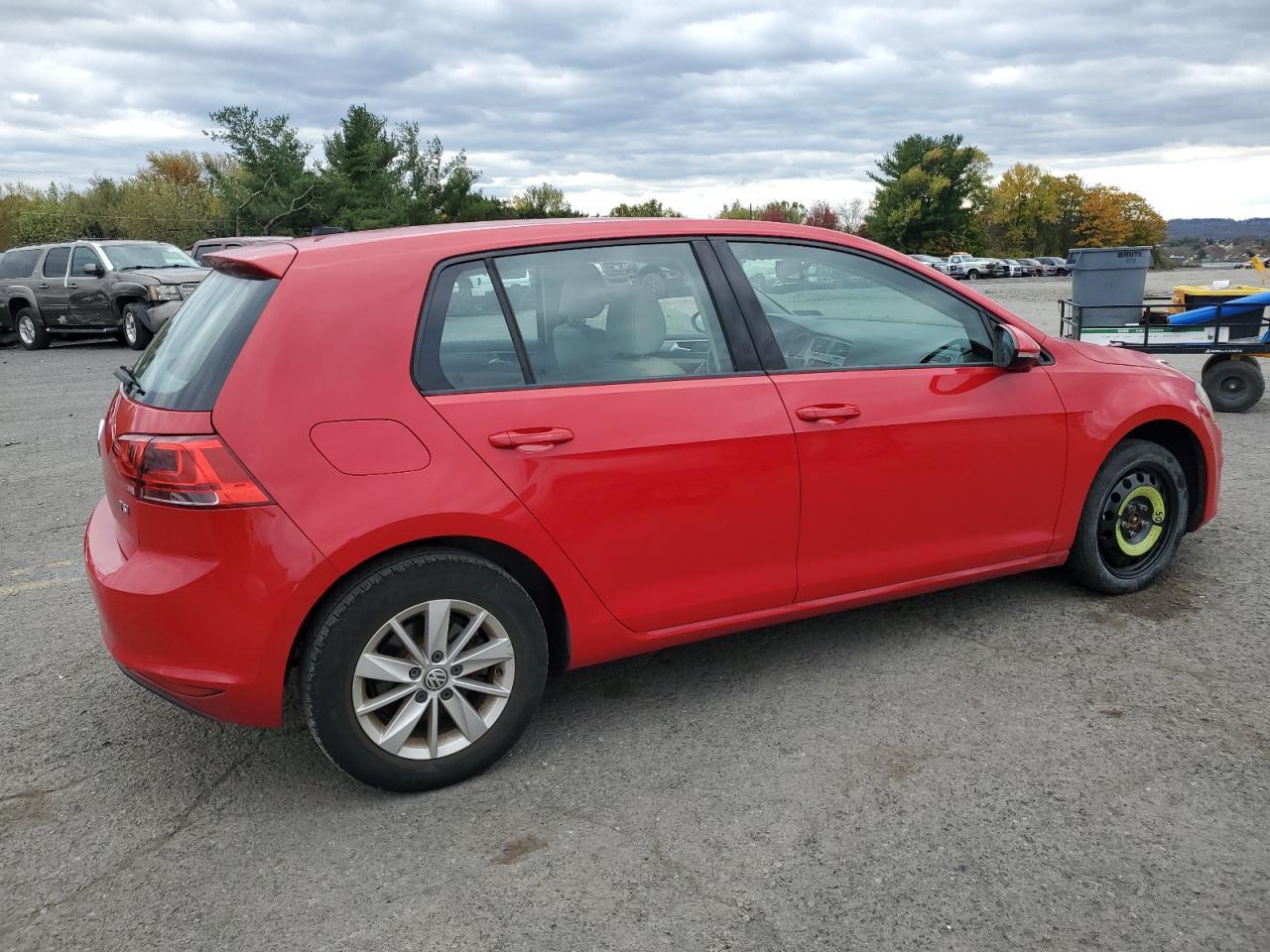 2015 VOLKSWAGEN GOLF