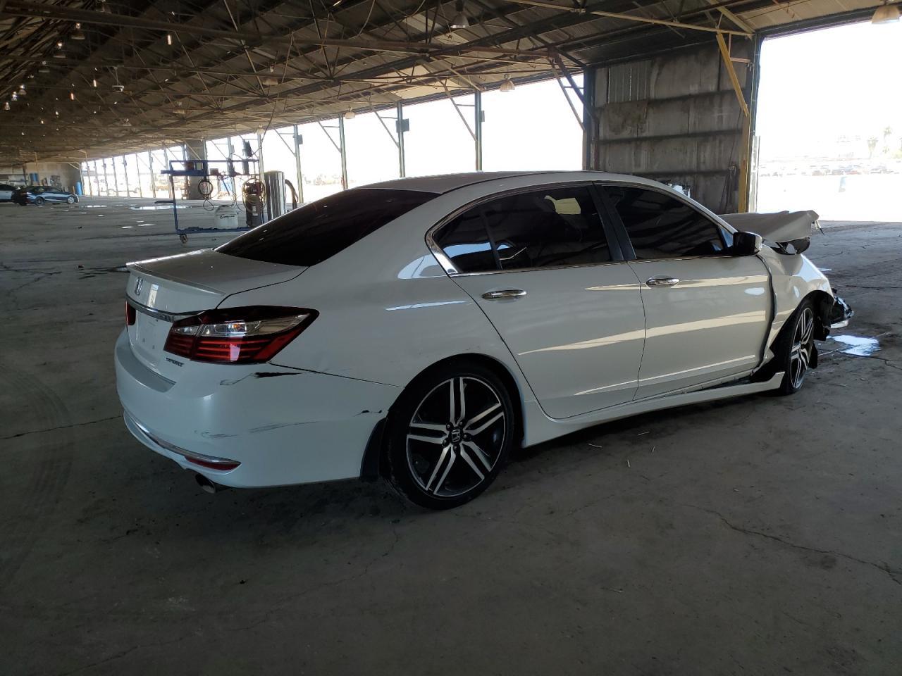 2017 HONDA ACCORD