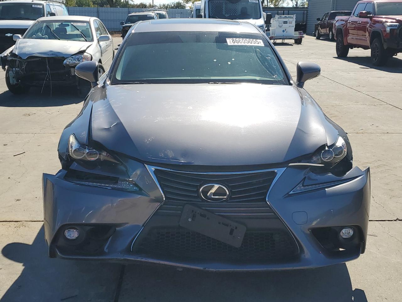2016 LEXUS Is