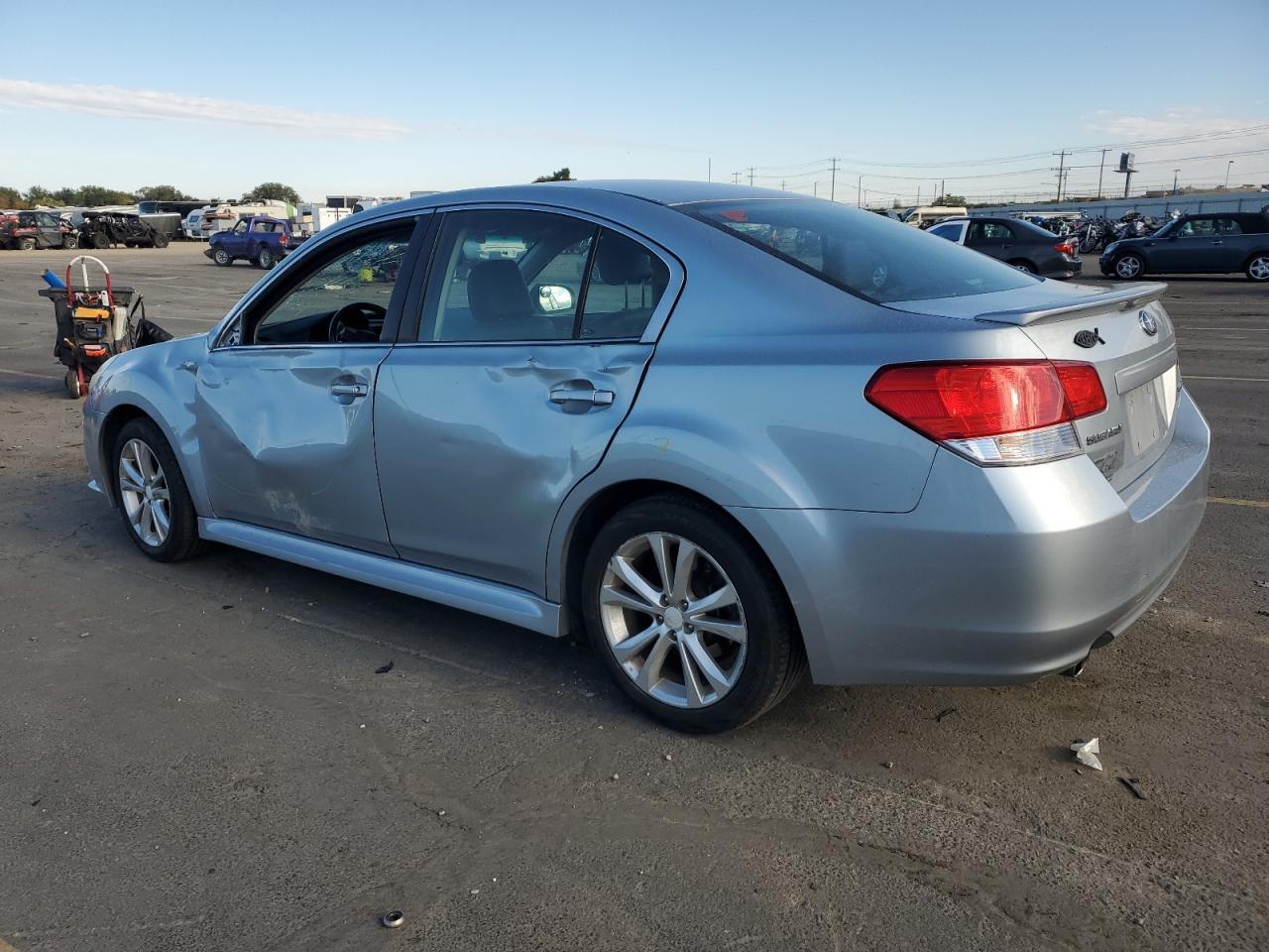 2013 SUBARU Legacy