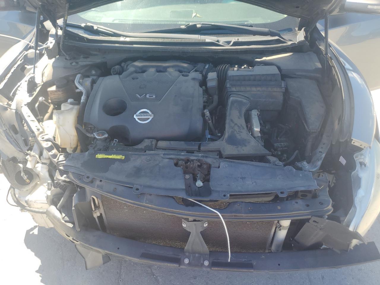 2014 NISSAN Maxima
