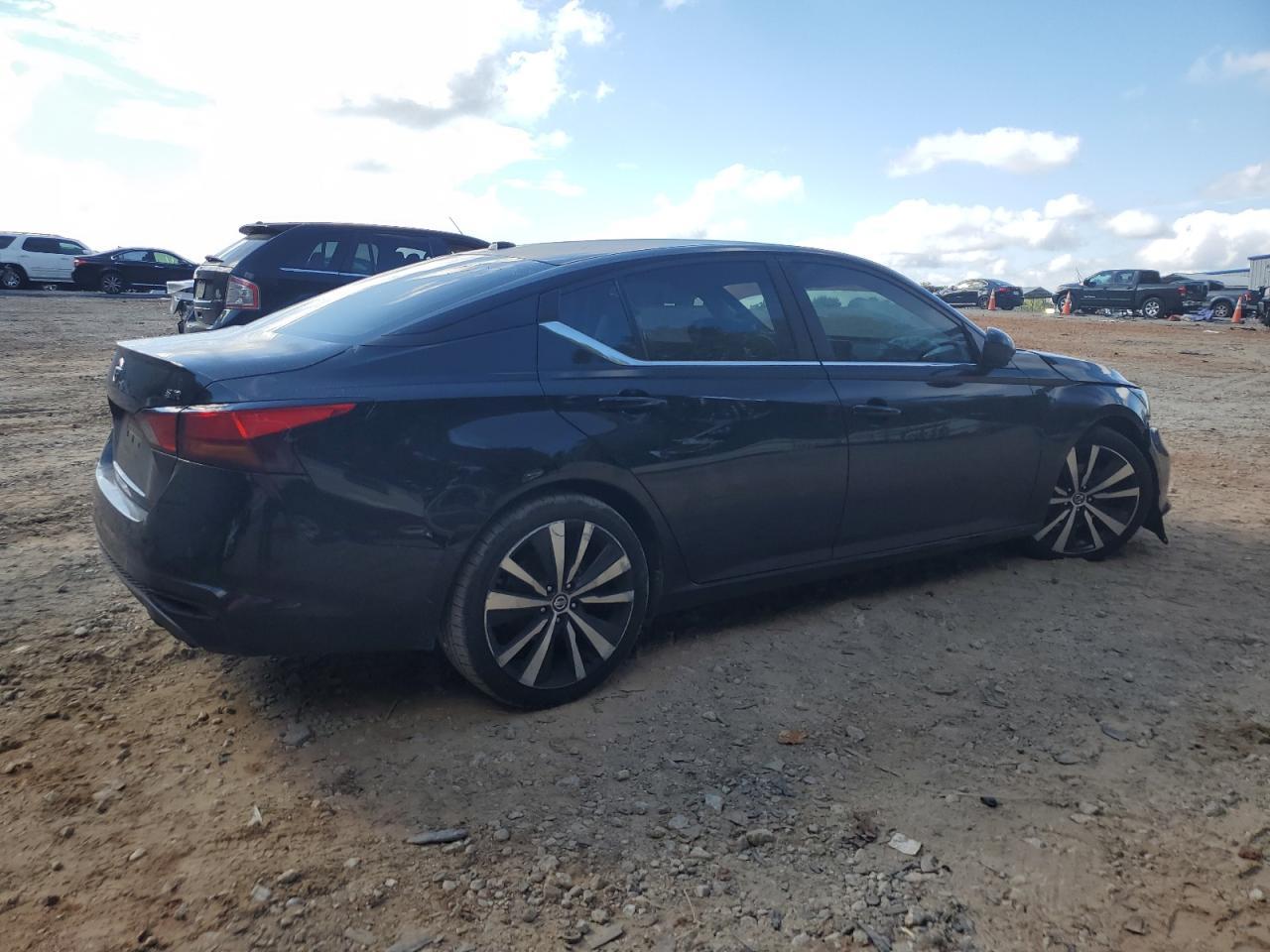 2019 NISSAN ALTIMA