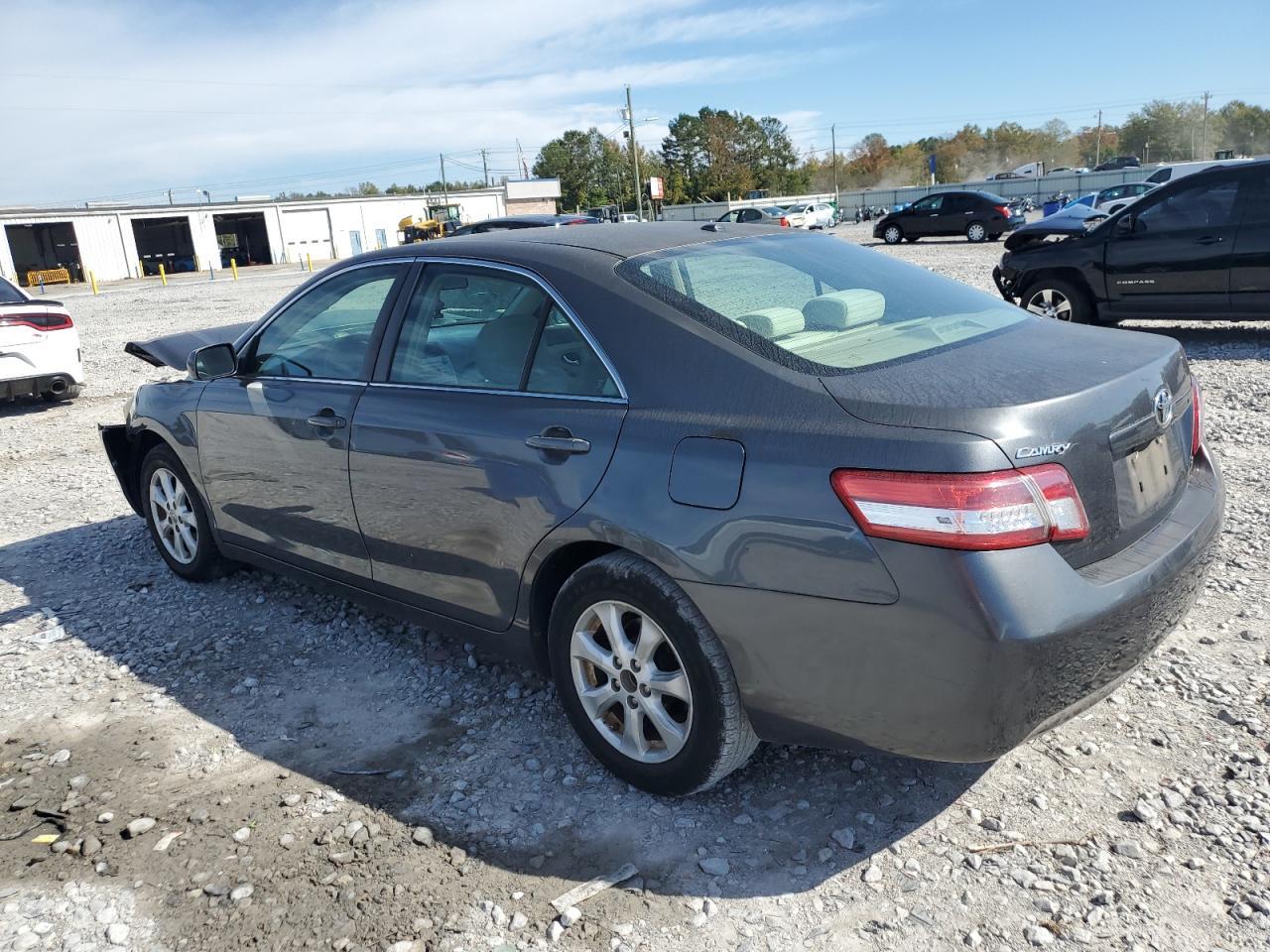 2011 TOYOTA CAMRY