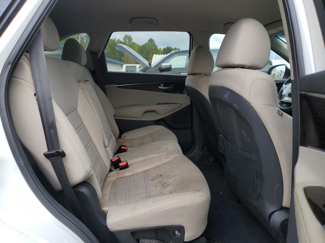 2020 KIA SORENTO
