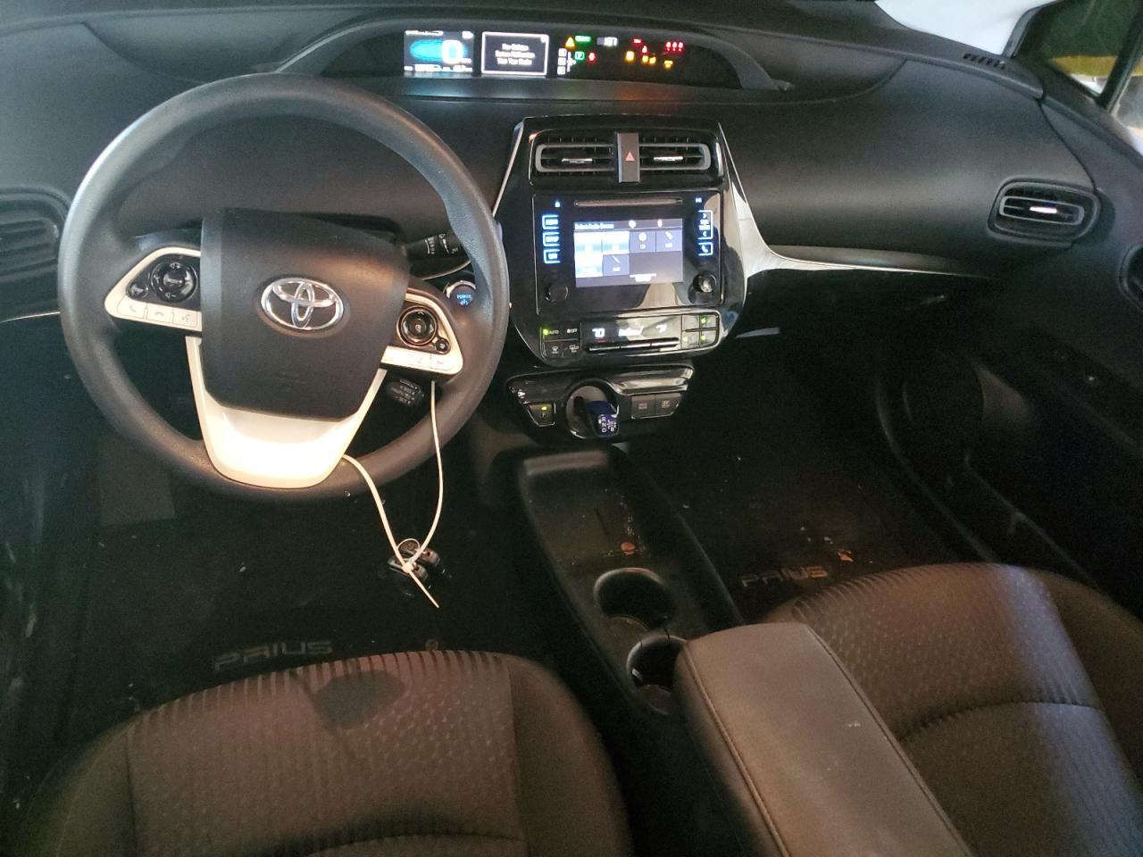 2017 TOYOTA PRIUS