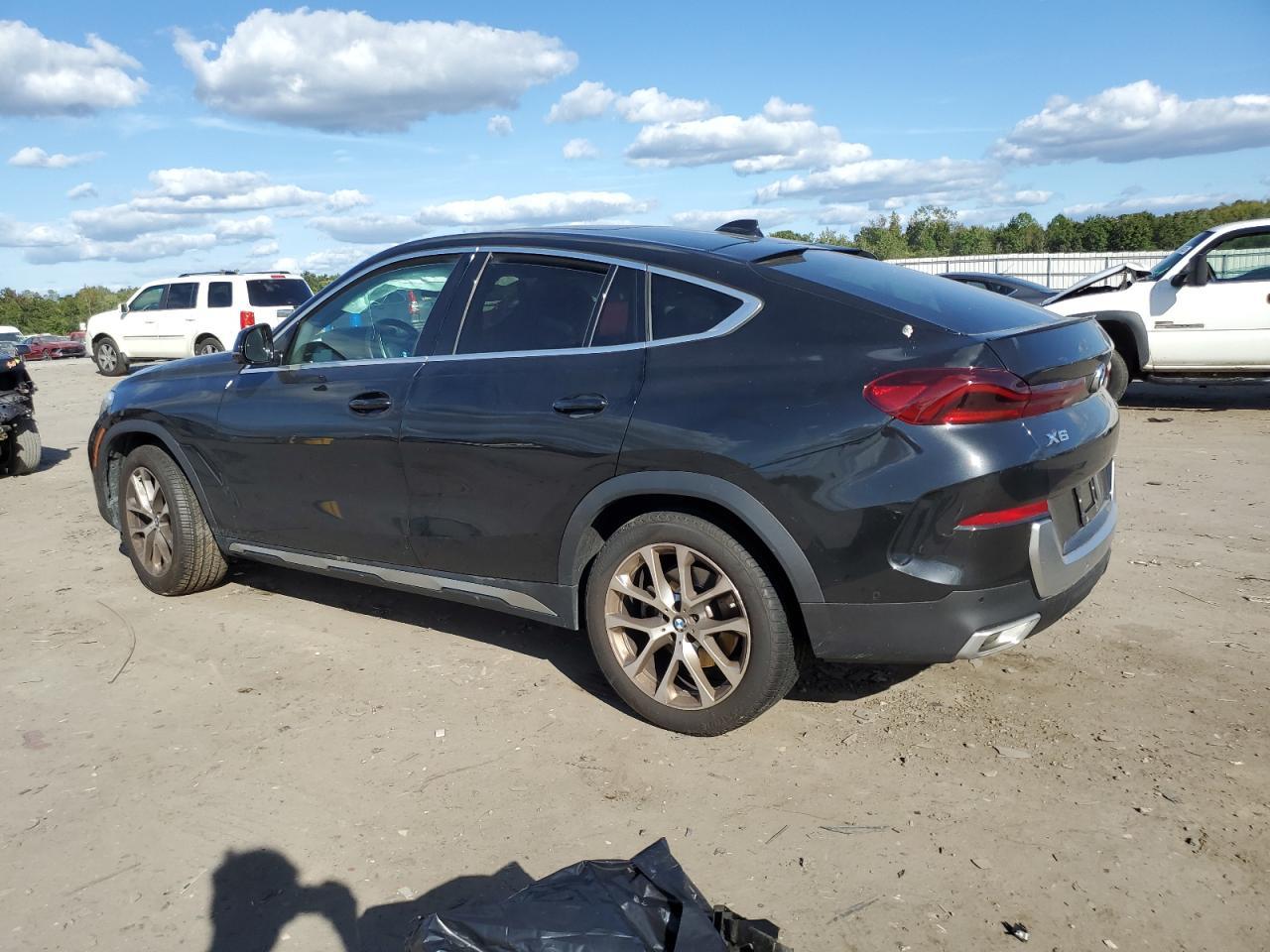 2022 BMW X6