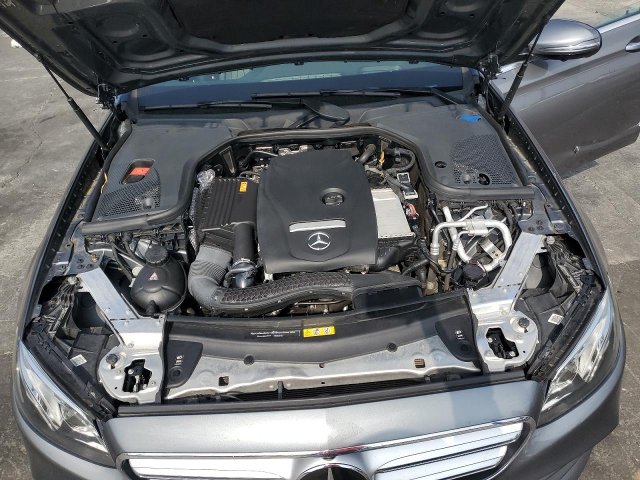 2017 MERCEDES-BENZ E-Class