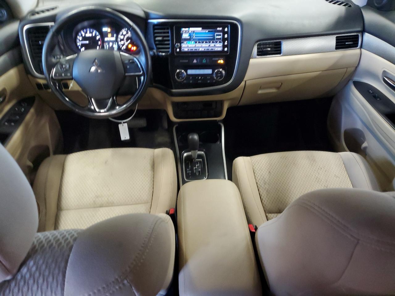 2017 MITSUBISHI outlander