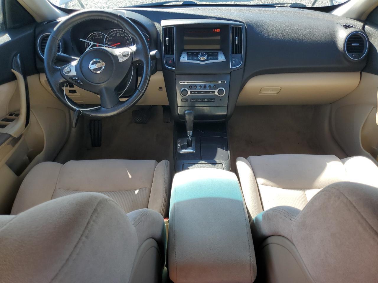 2014 NISSAN Maxima