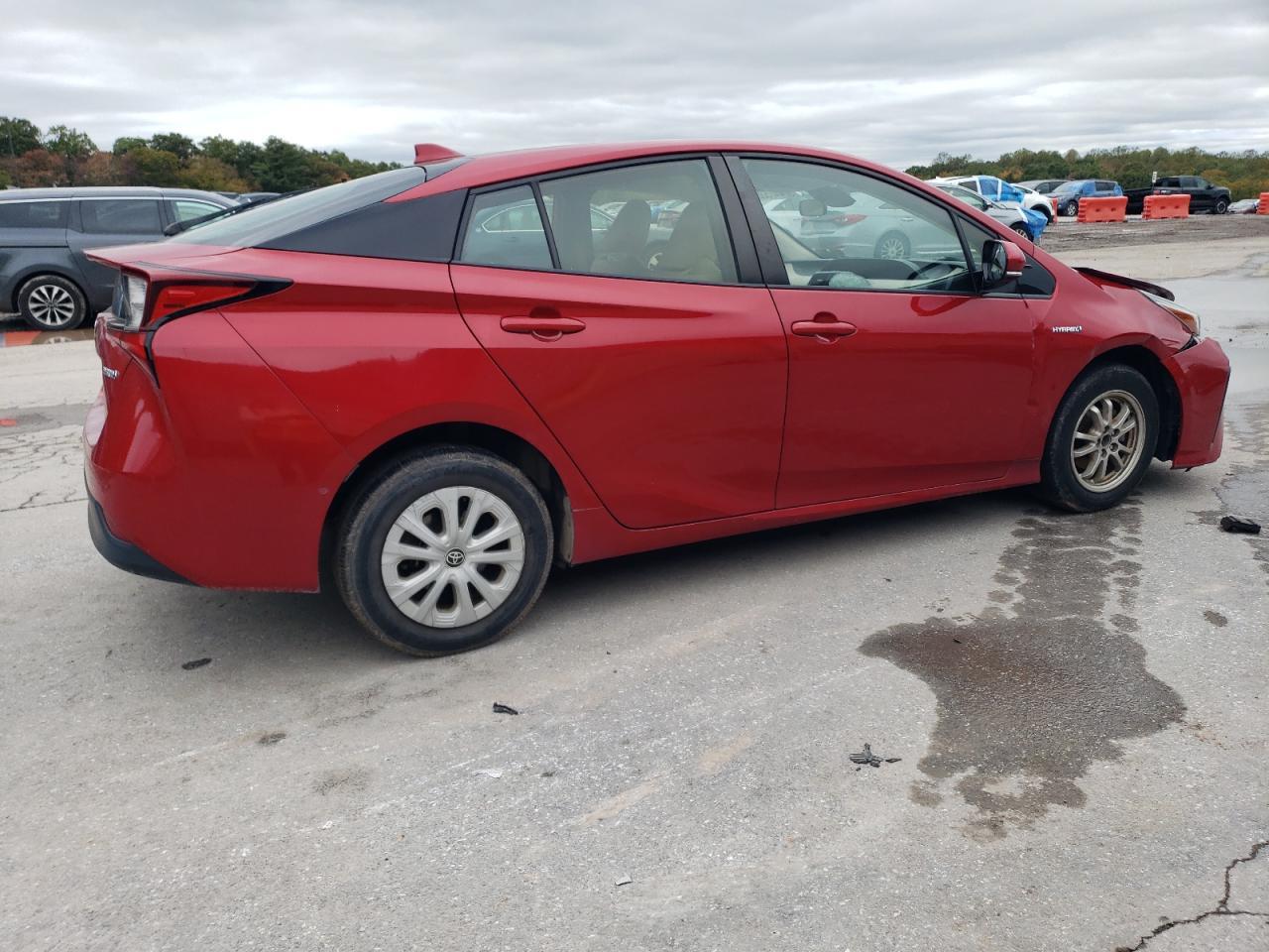 2019 TOYOTA PRIUS