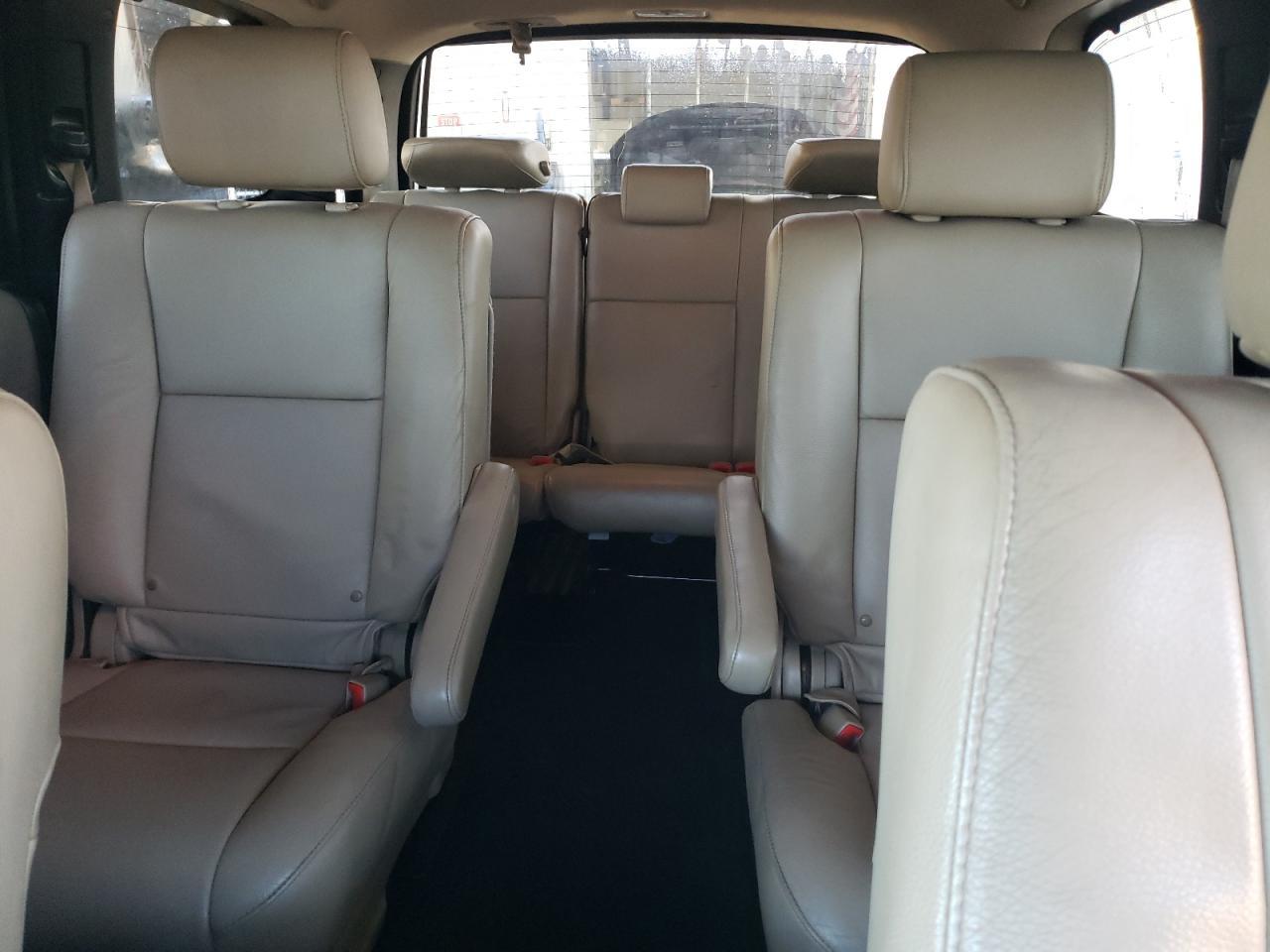 2014 TOYOTA Sequoia