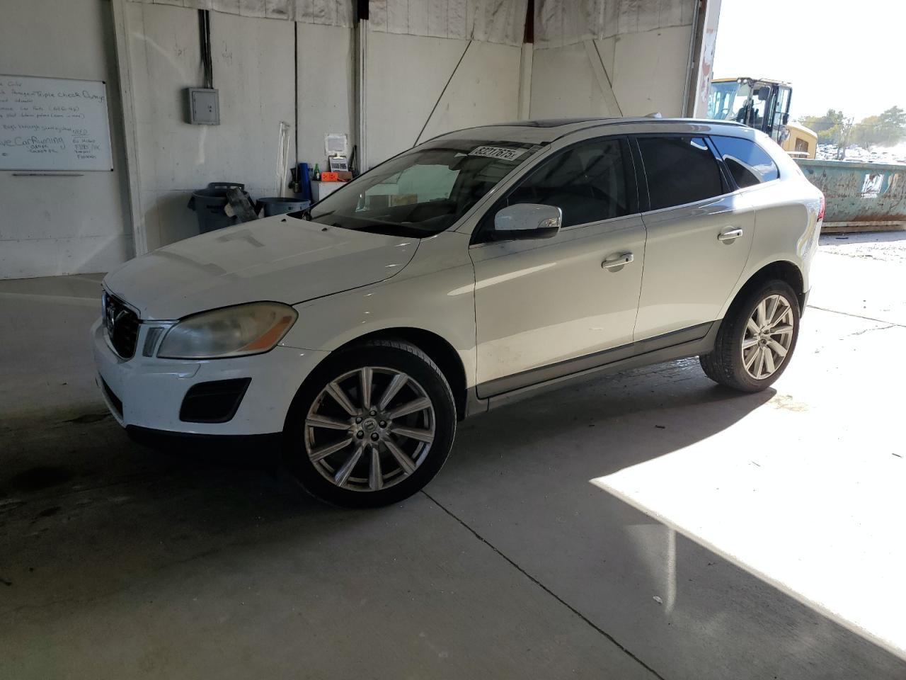 2013 VOLVO XC60