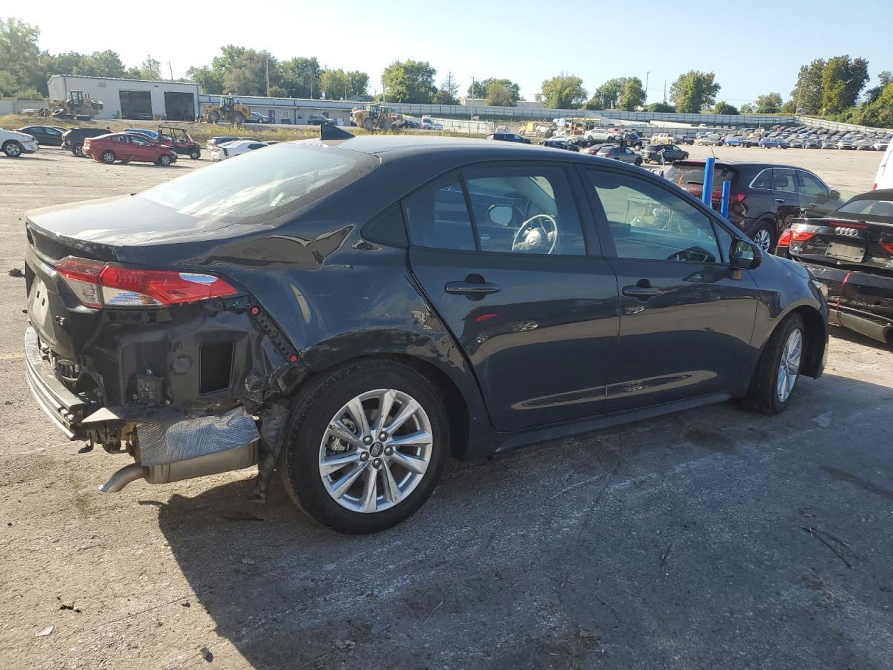2025 TOYOTA COROLLA