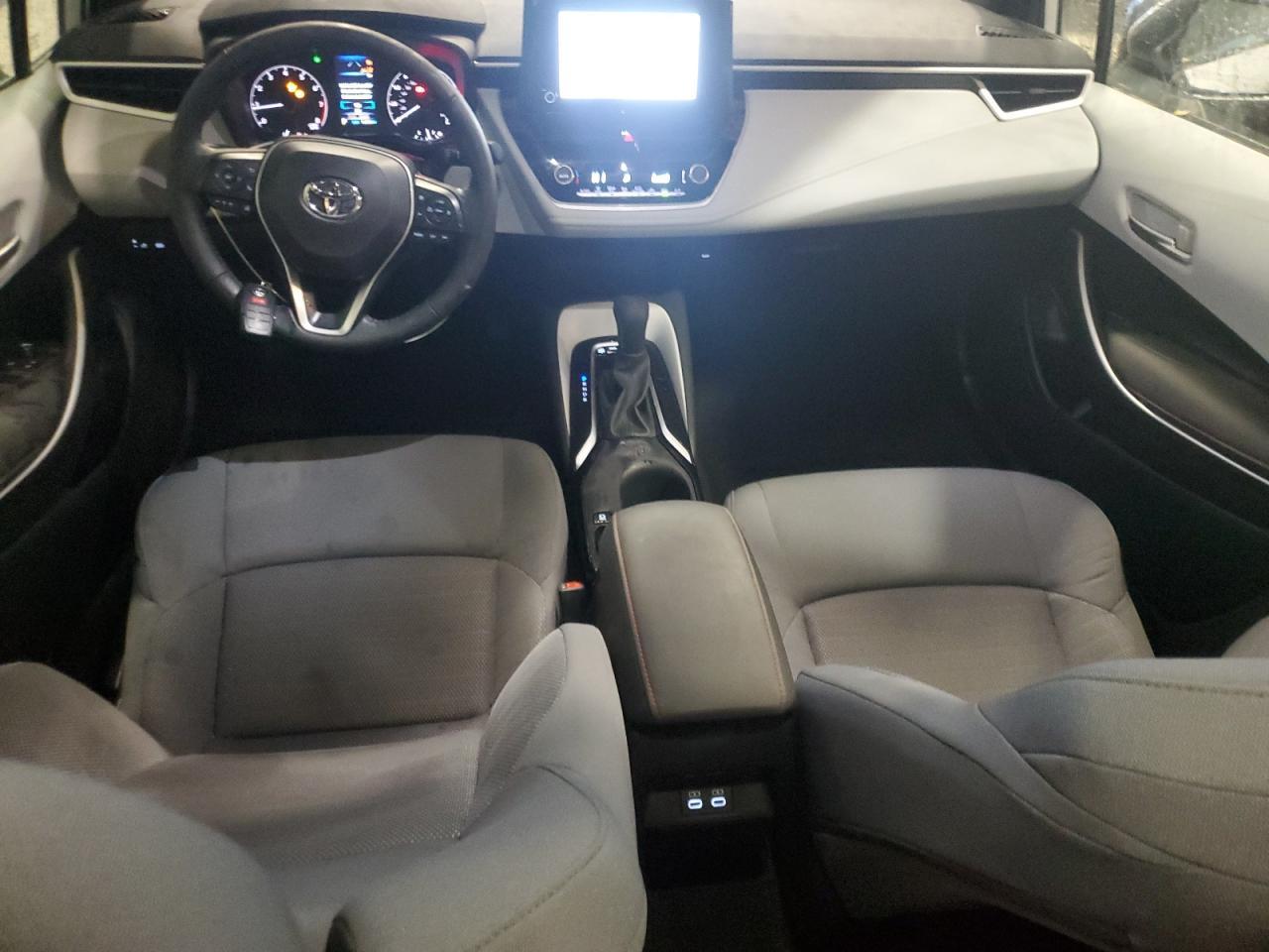 2025 TOYOTA COROLLA