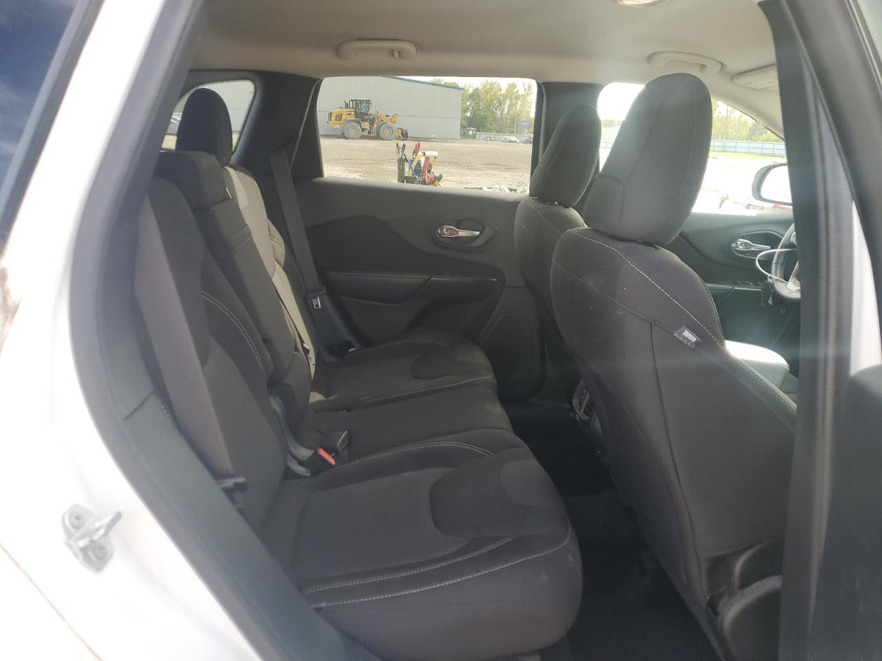 2016 JEEP CHEROKEE