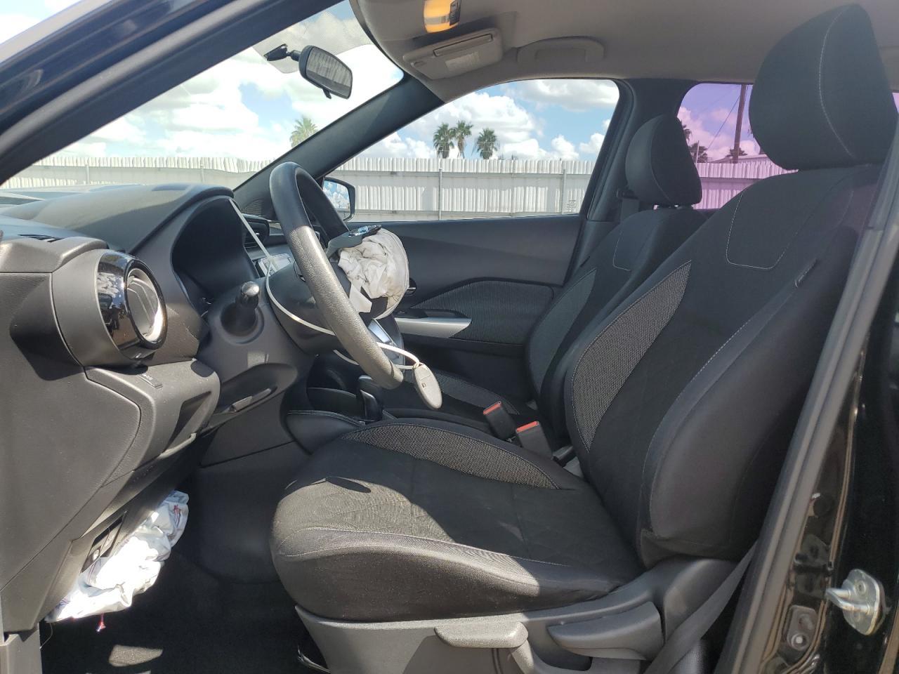 2018 NISSAN KICKS