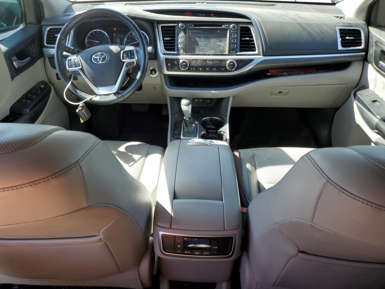 2018 TOYOTA HIGHLANDER