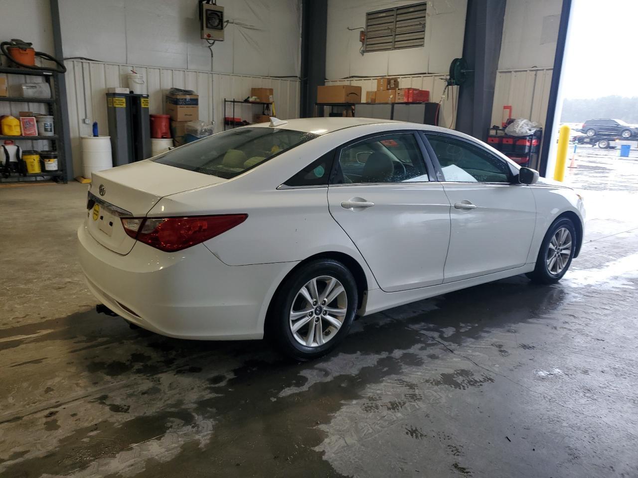 2013 HYUNDAI SONATA