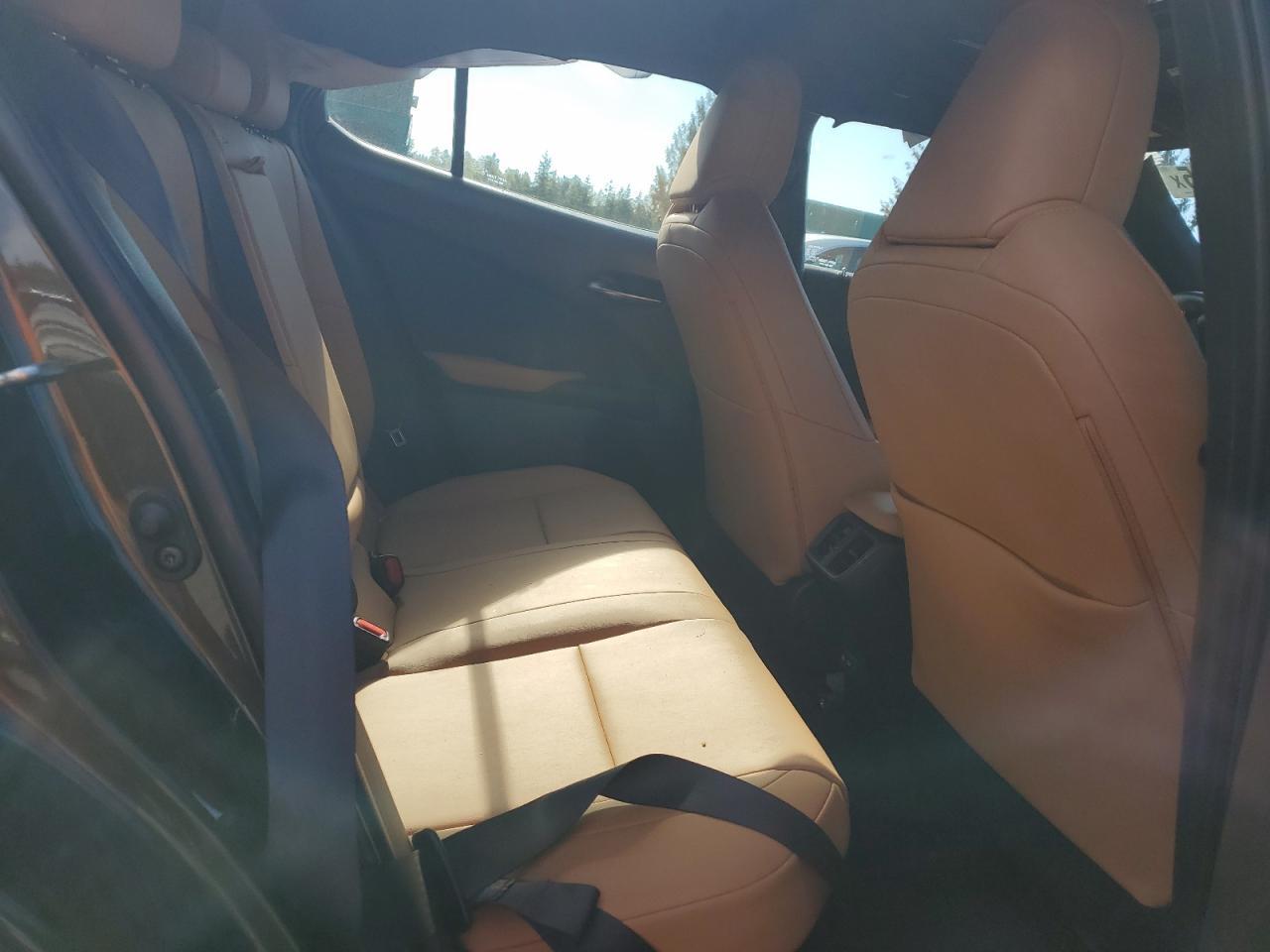 2023 LEXUS Ux