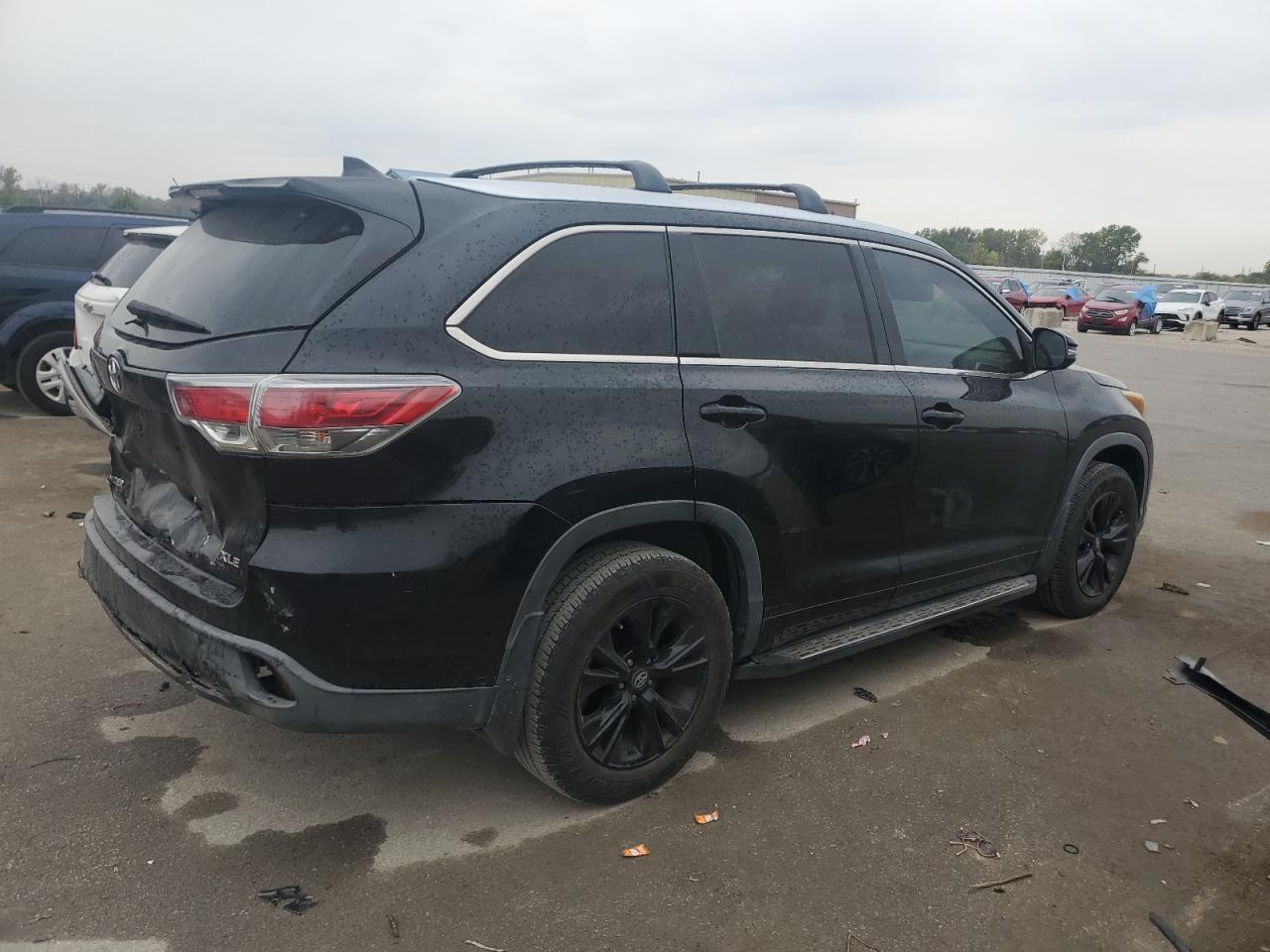 2015 TOYOTA HIGHLANDER