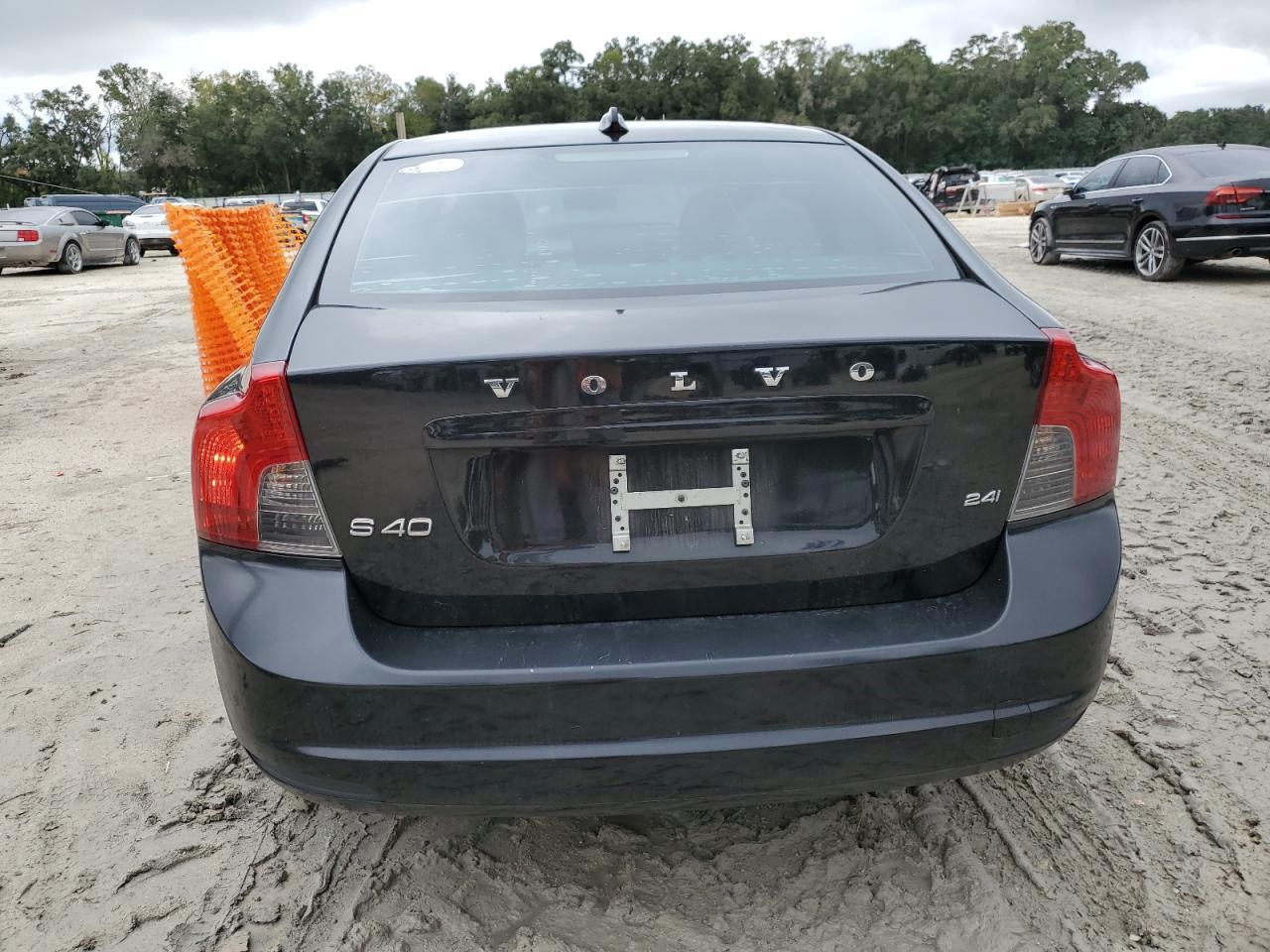 2009 VOLVO S40