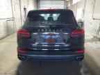 2017 PORSCHE CAYENNE