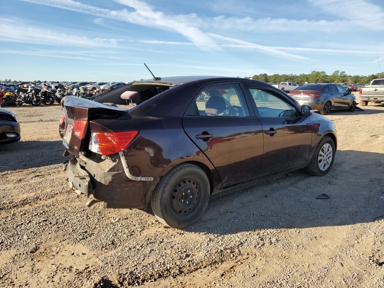 2010 KIA FORTE