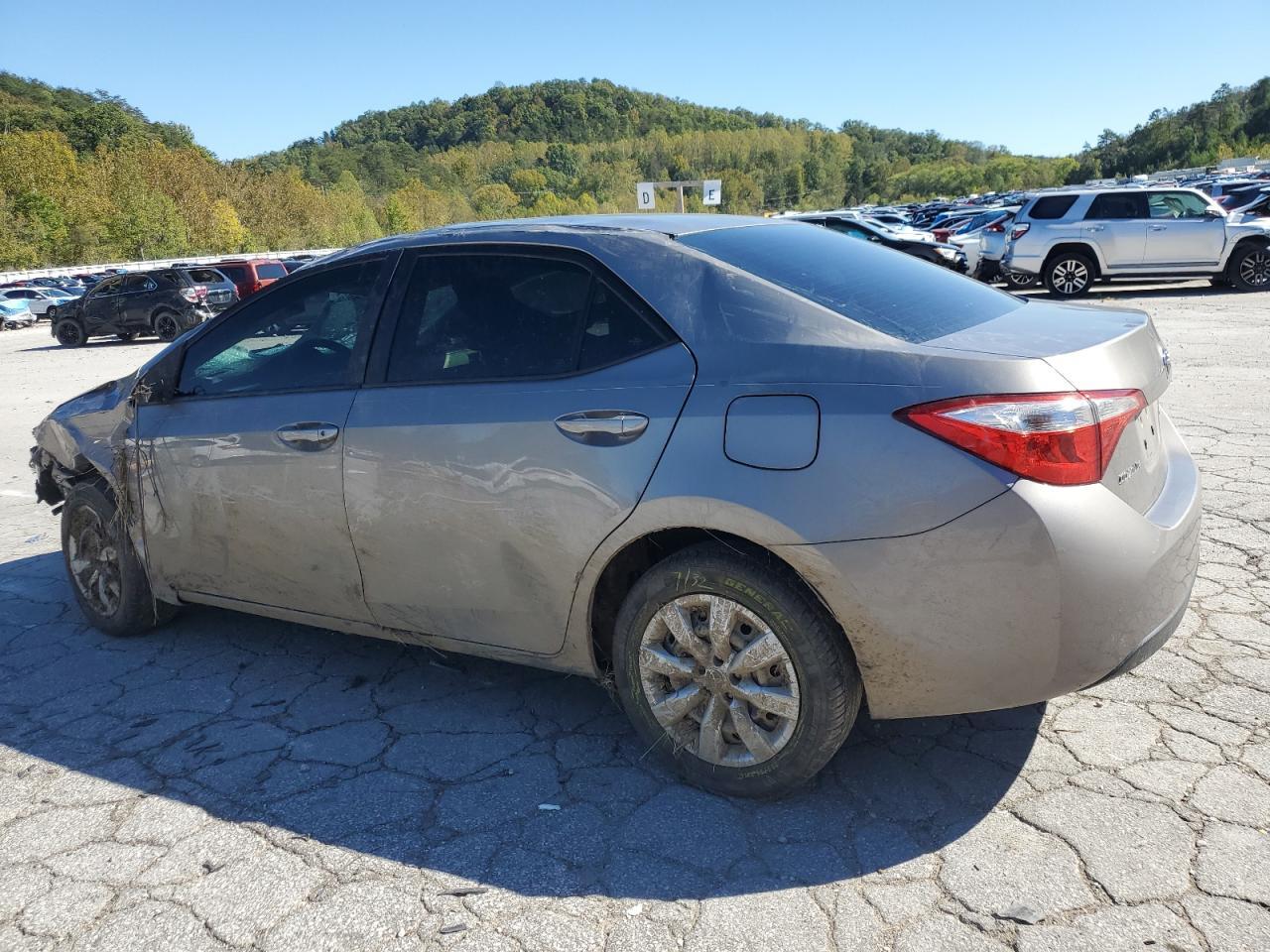2015 TOYOTA COROLLA