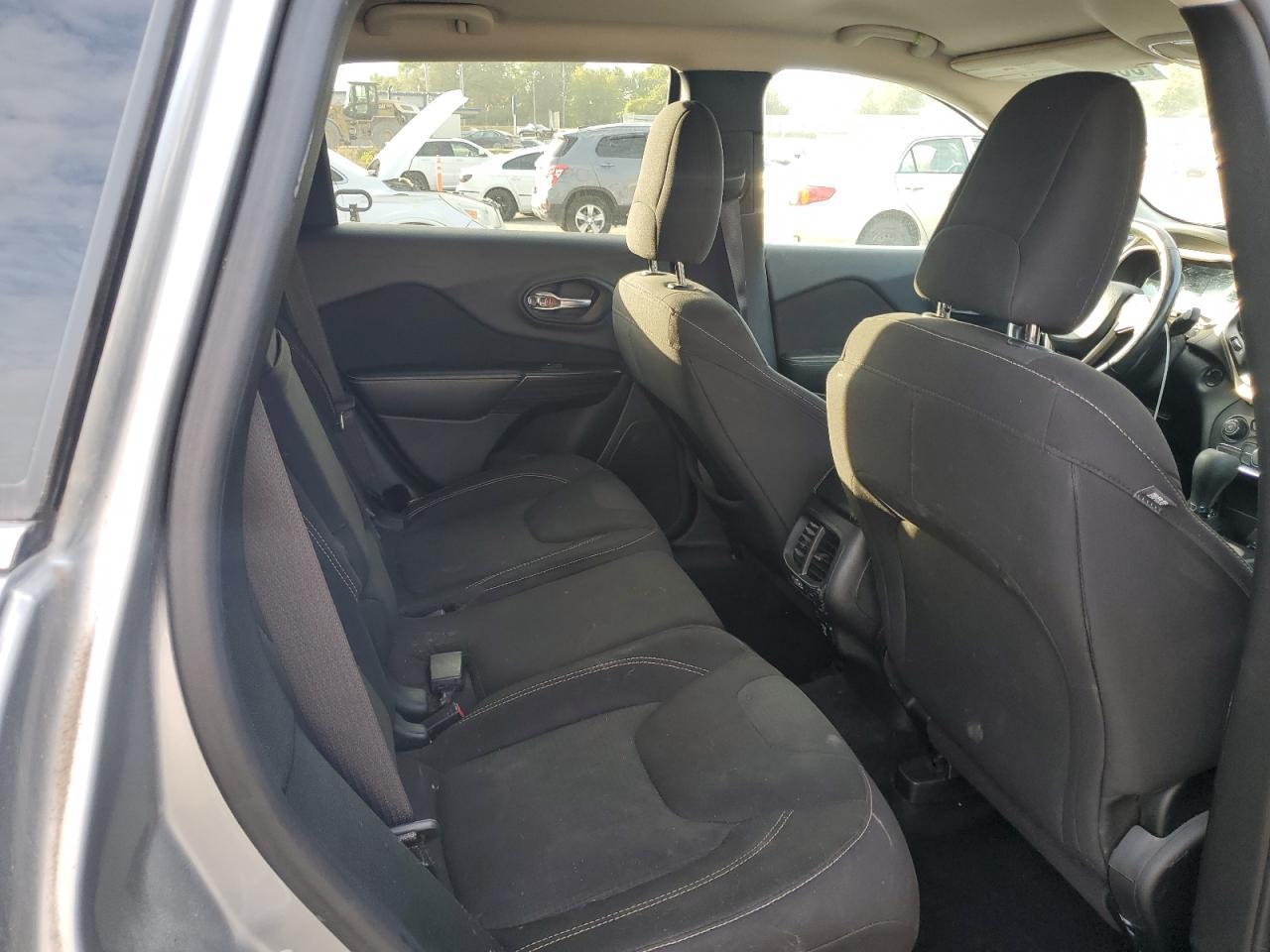 2015 JEEP CHEROKEE