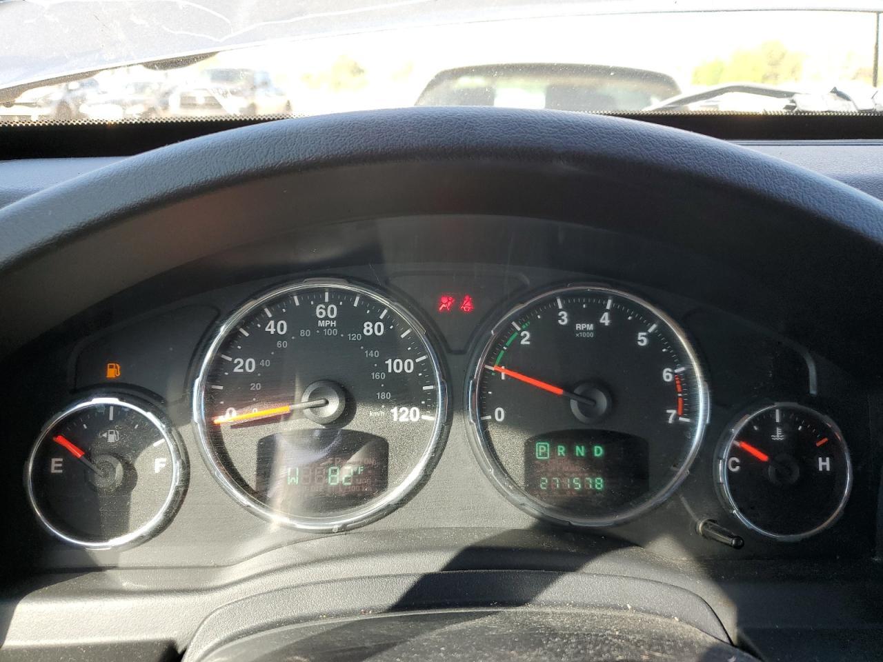 2012 JEEP Liberty