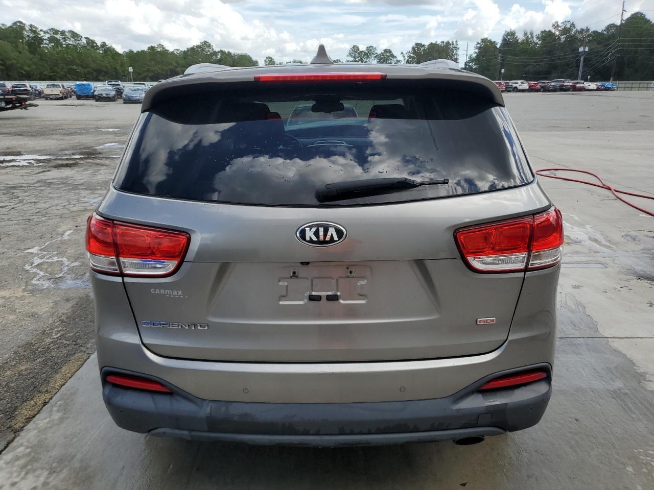 2016 KIA SORENTO