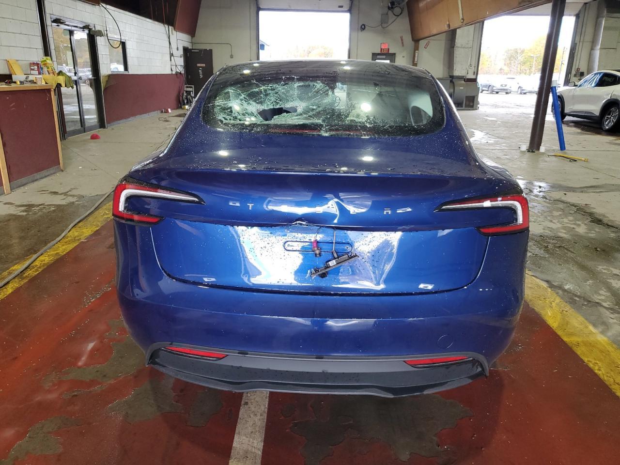2025 TESLA MODEL 3