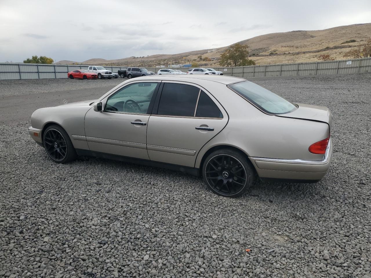 1999 MERCEDES-BENZ E-Class