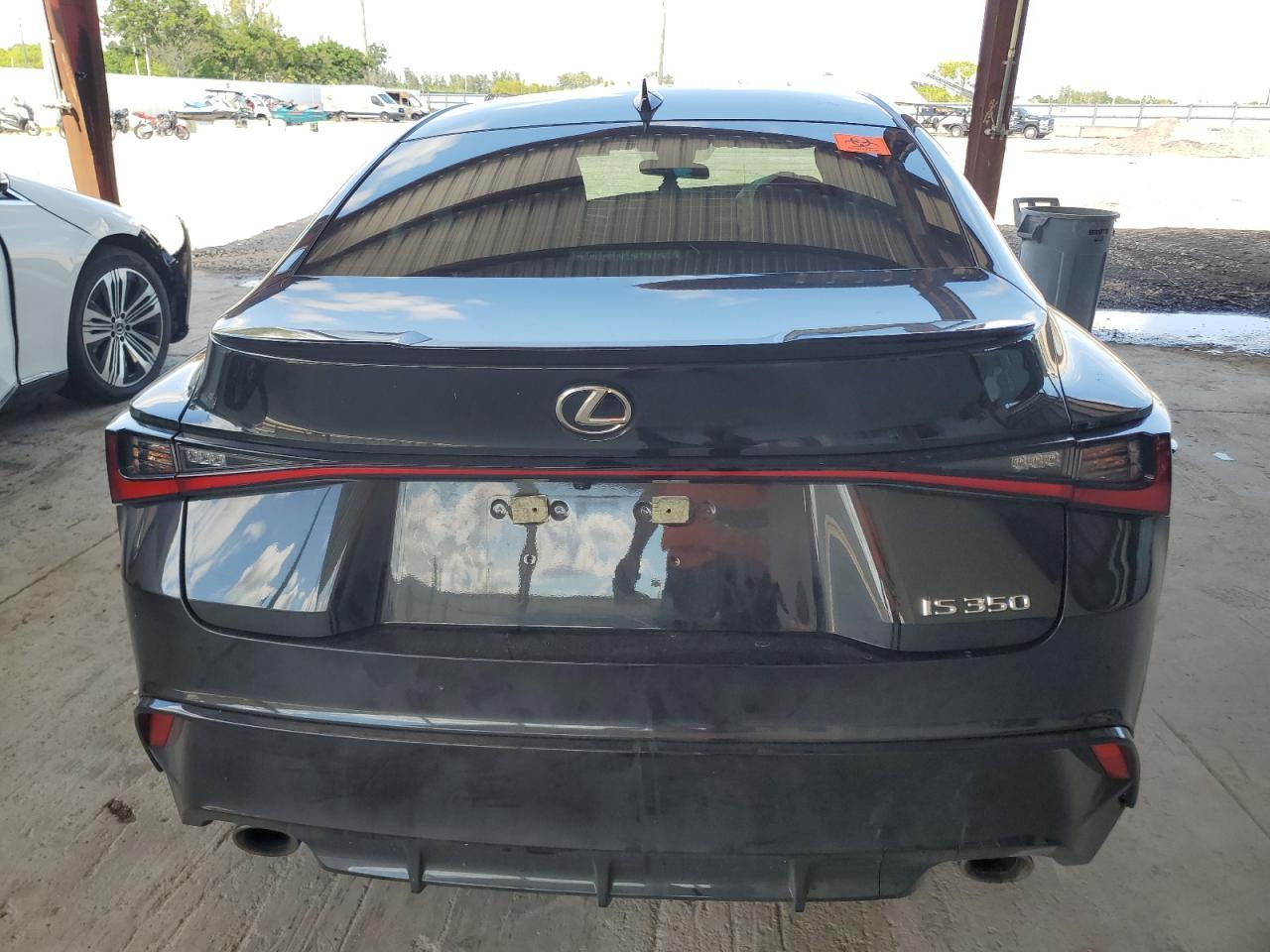 2024 LEXUS IS 350