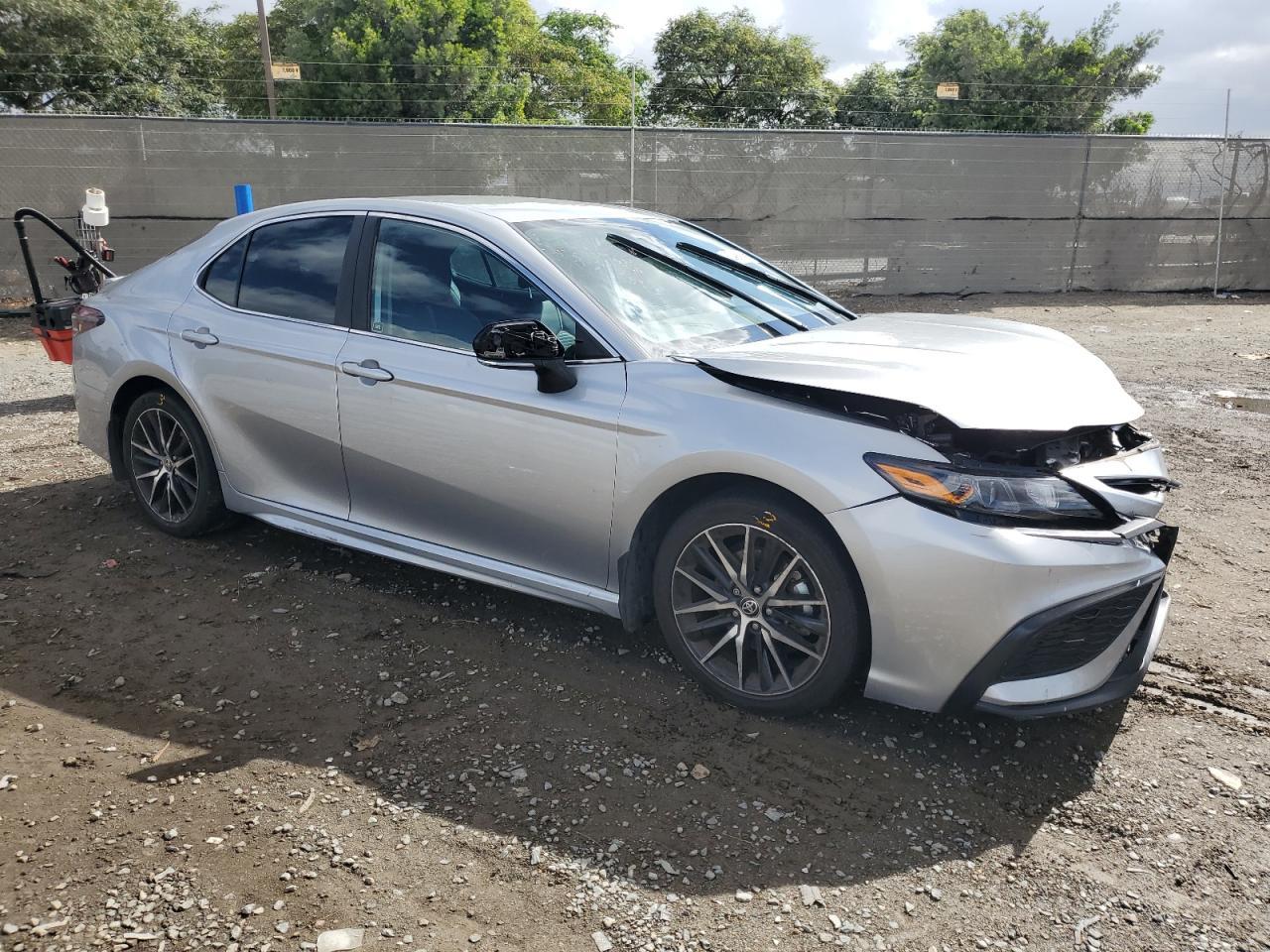 2023 TOYOTA CAMRY