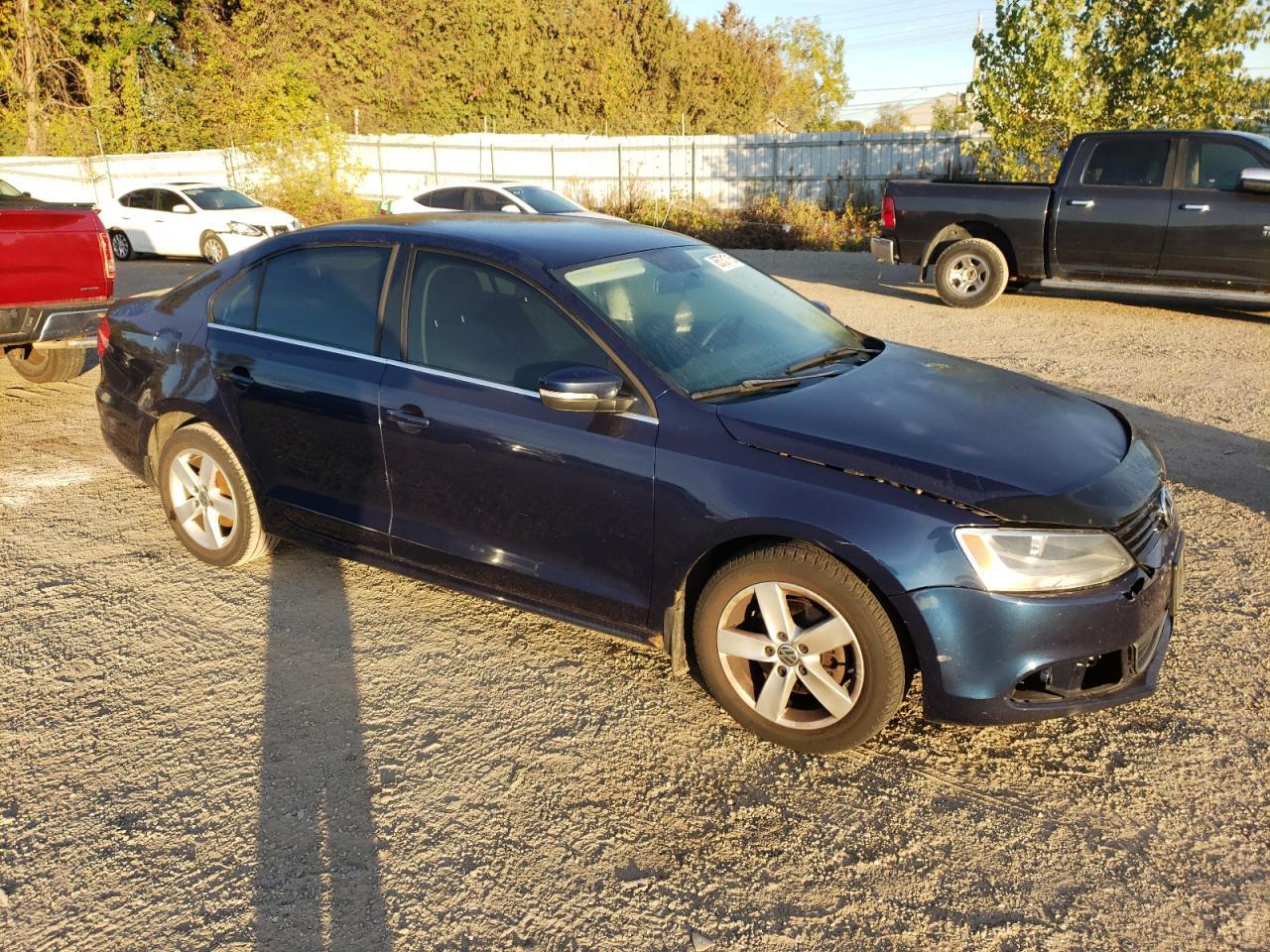 2012 VOLKSWAGEN JETTA