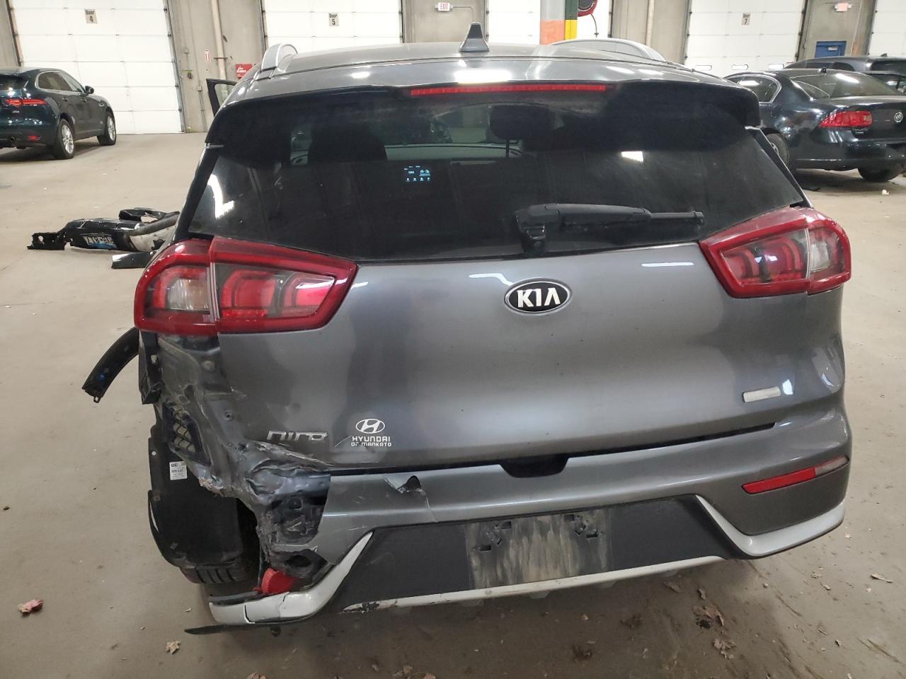 2017 KIA Niro