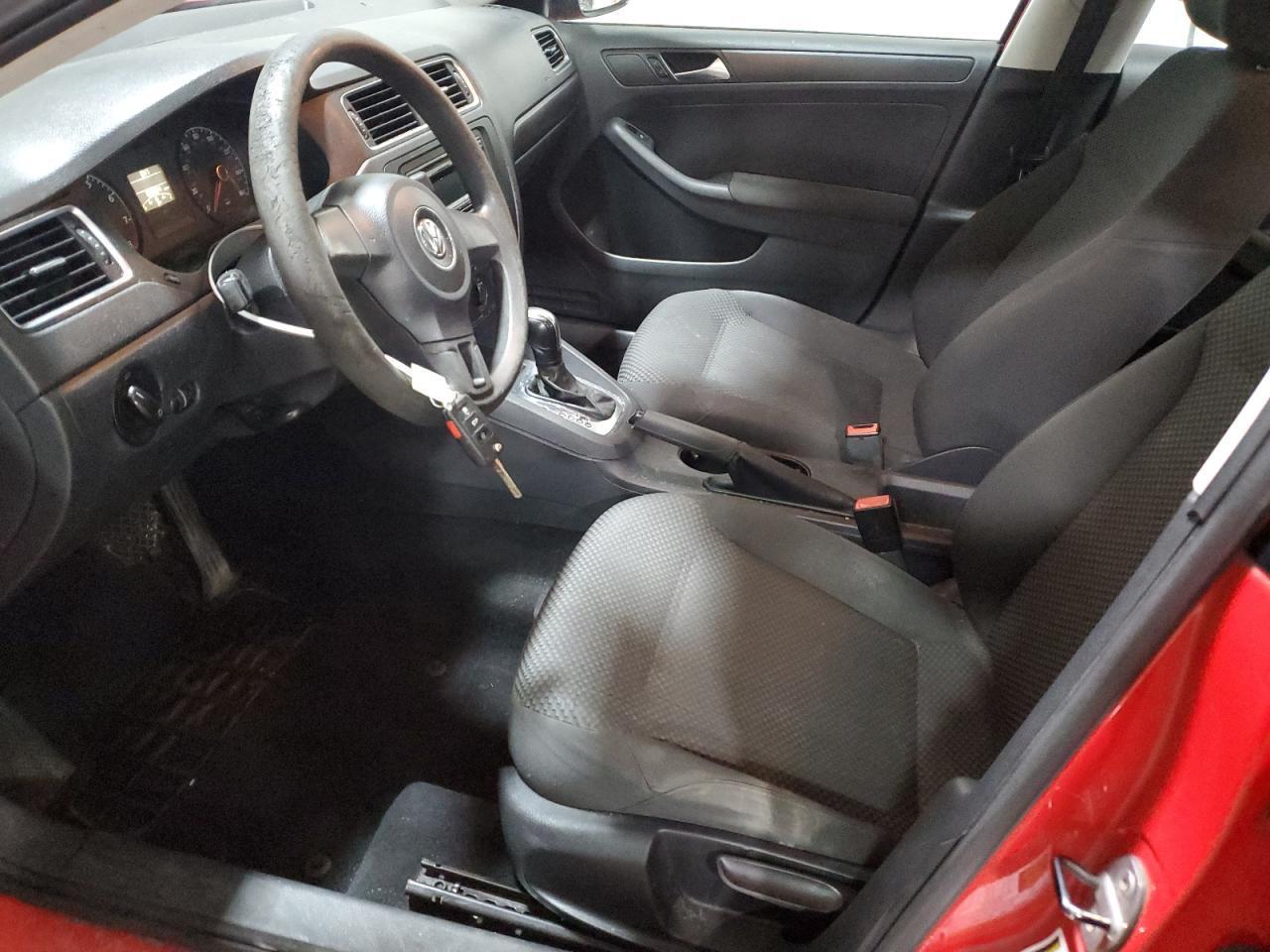 2012 VOLKSWAGEN JETTA