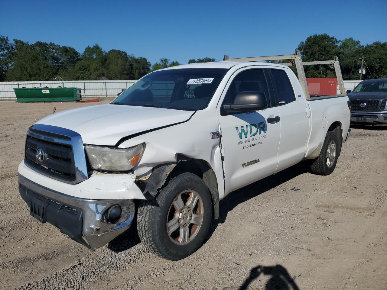 2011 TOYOTA TUNDRA