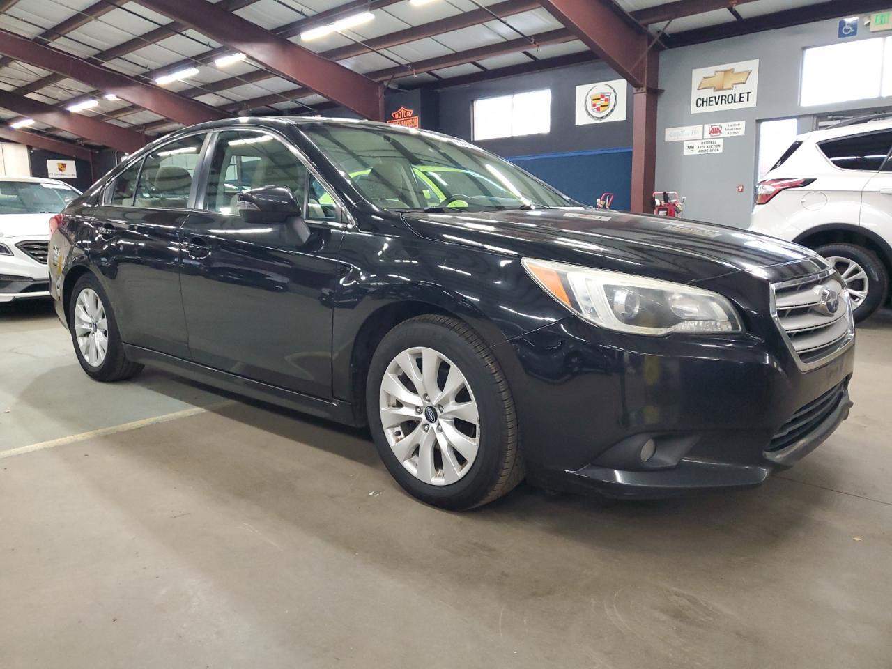 2015 SUBARU Legacy
